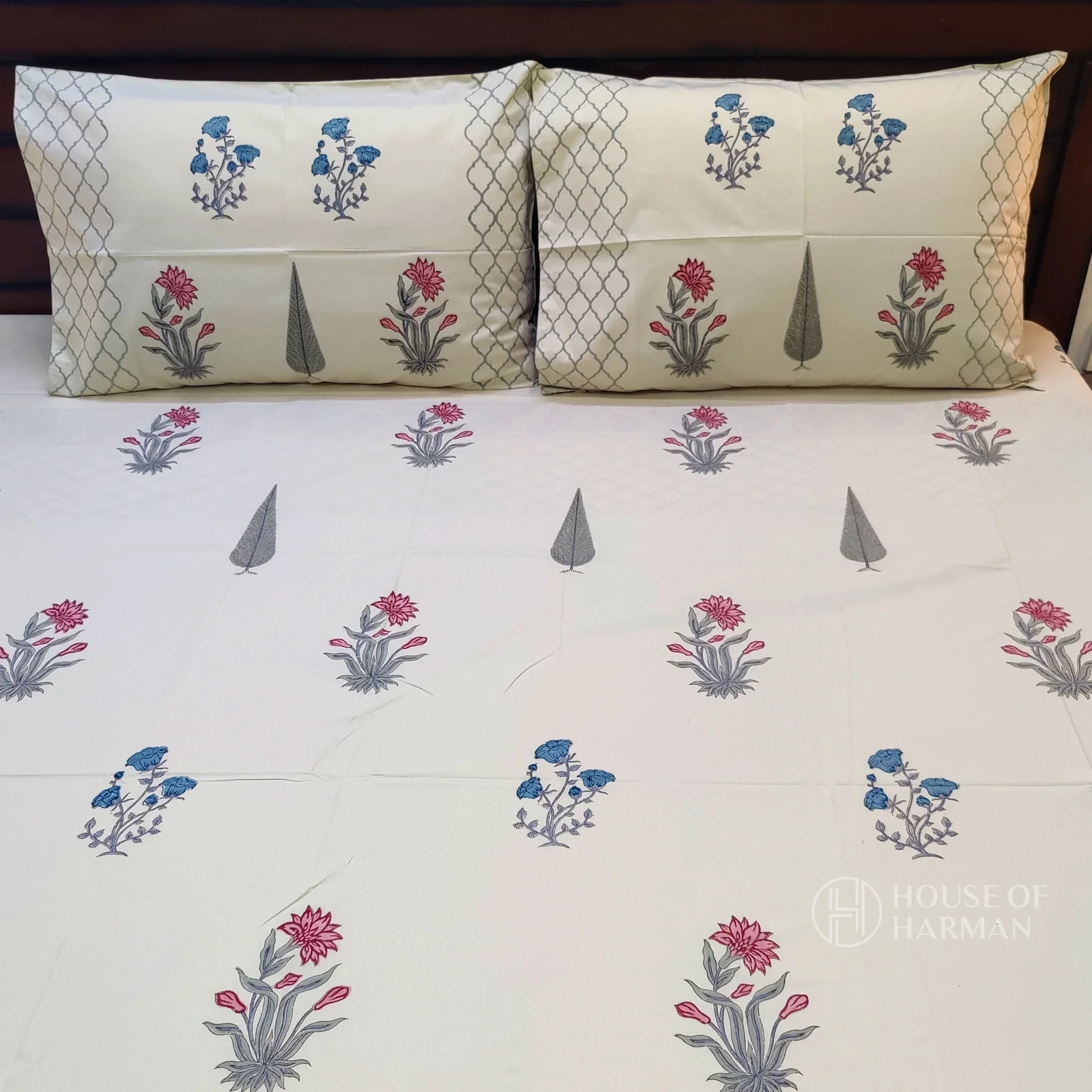 Blush Beige Bloom Bedsheet - HOUSE OF HARMAN