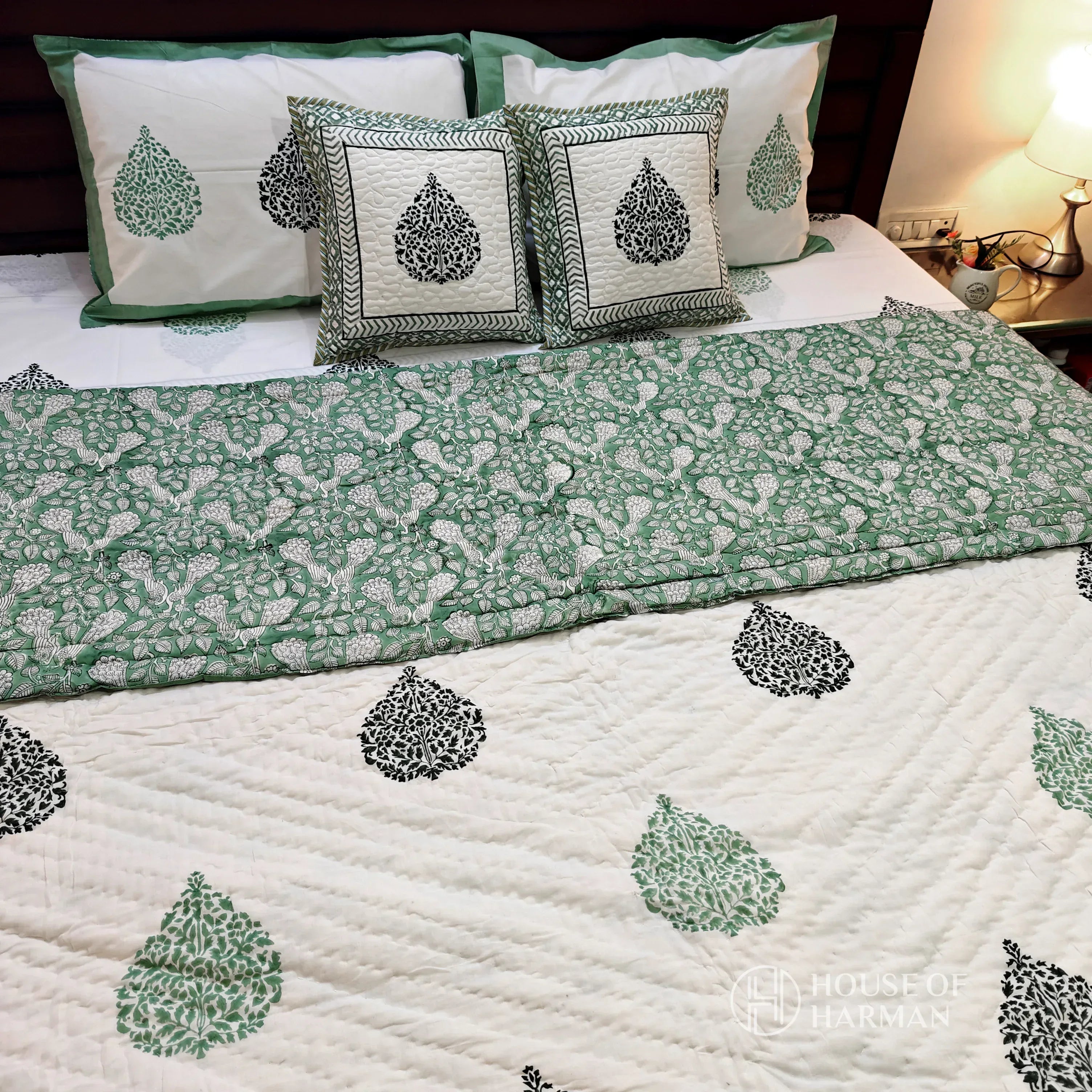 Emerald Spade Delight Bedsheet and Quilt - HOUSE OF HARMAN