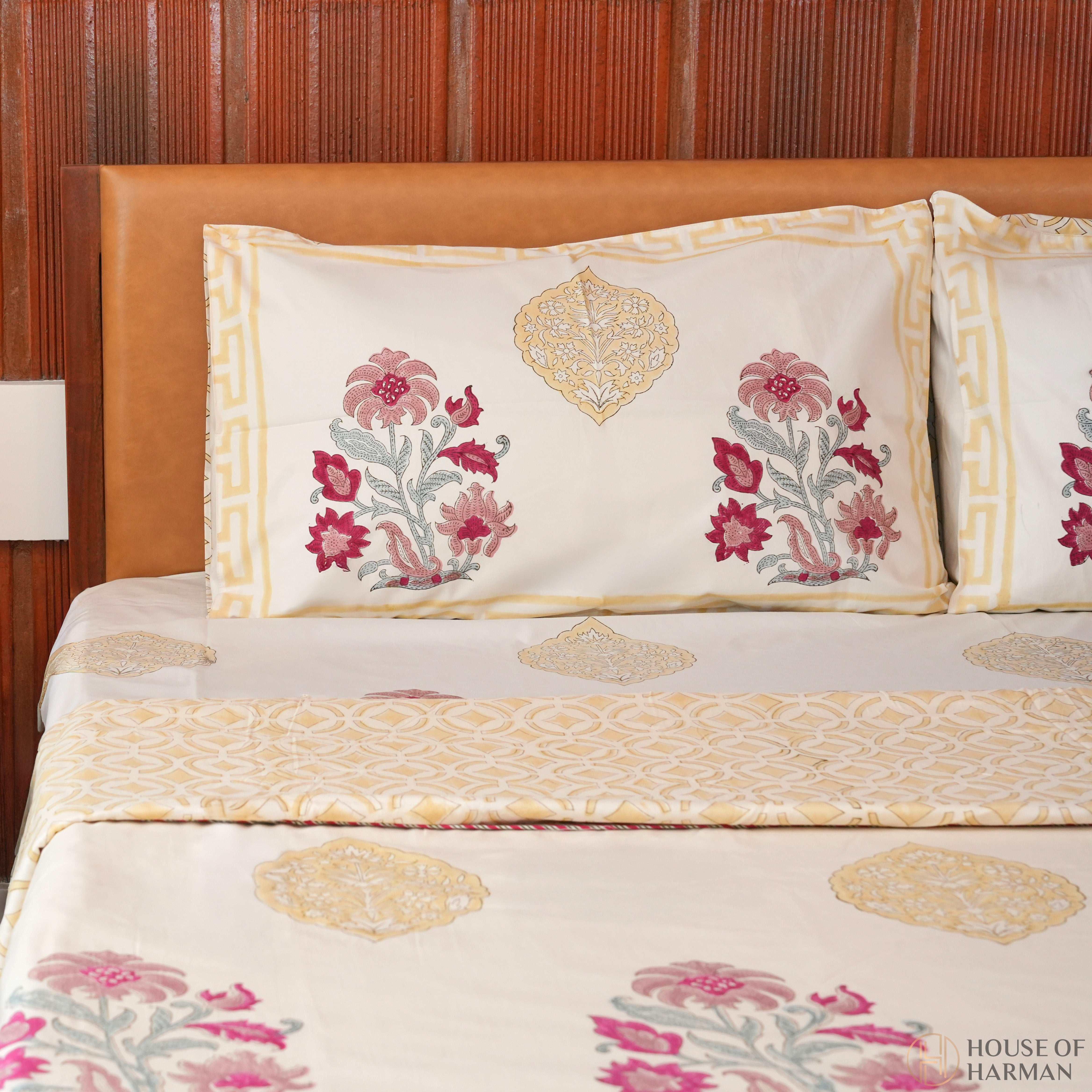 Mughal Ruby Bloom Bedsheet and Dohar - HOUSE OF HARMAN