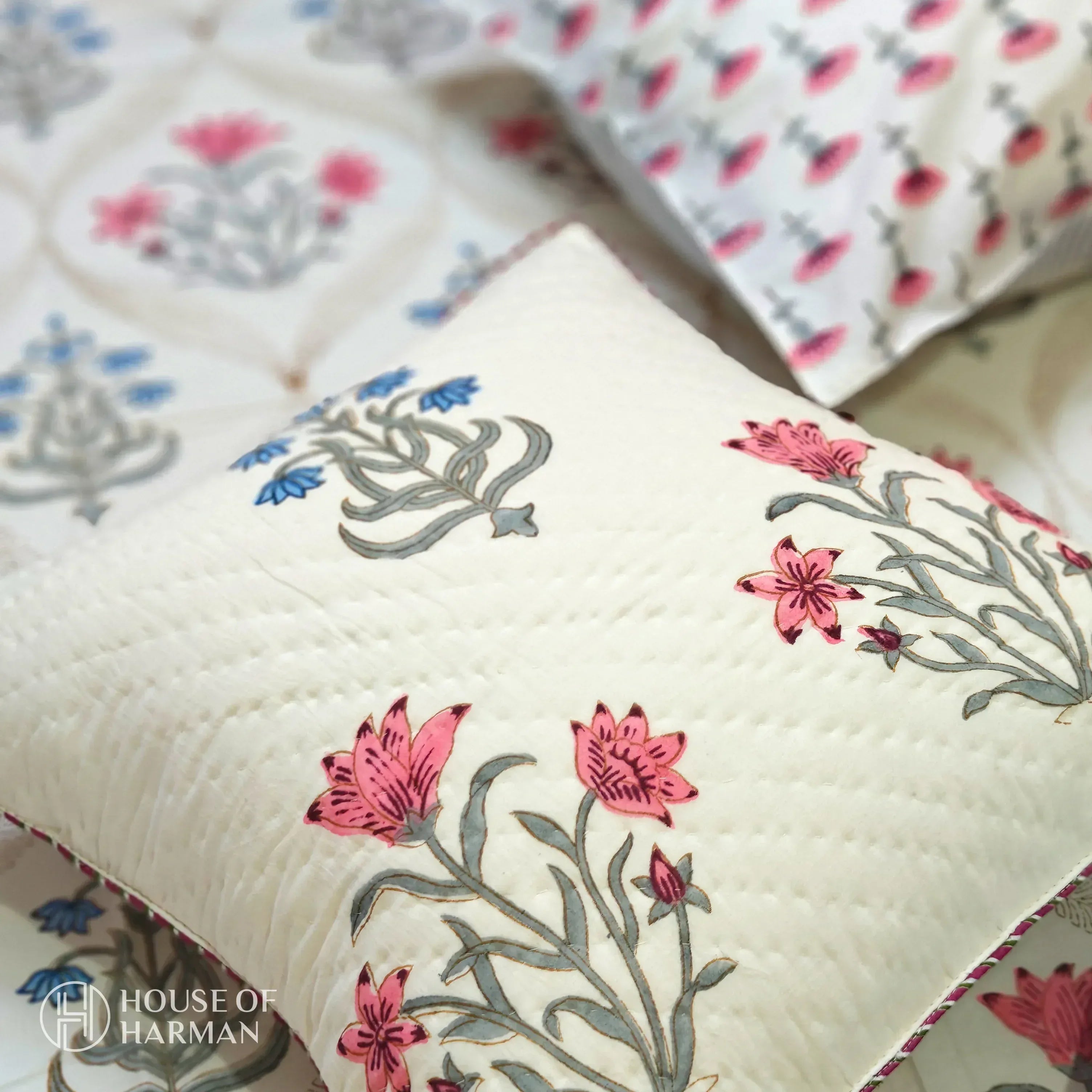 Garden of Flowers Bedsheet - HOUSE OF HARMAN