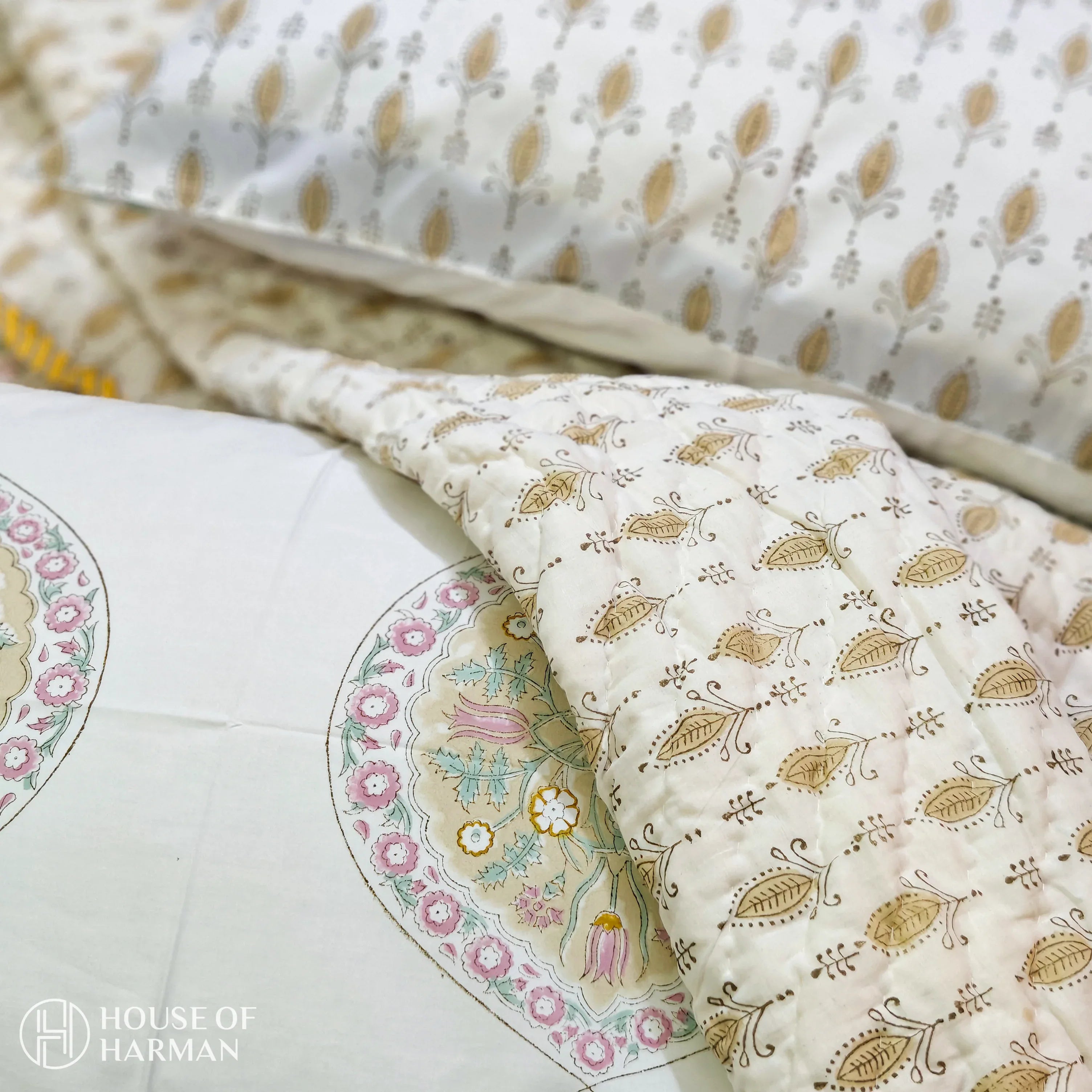 Floral Tangle Quilt - HOUSE OF HARMAN