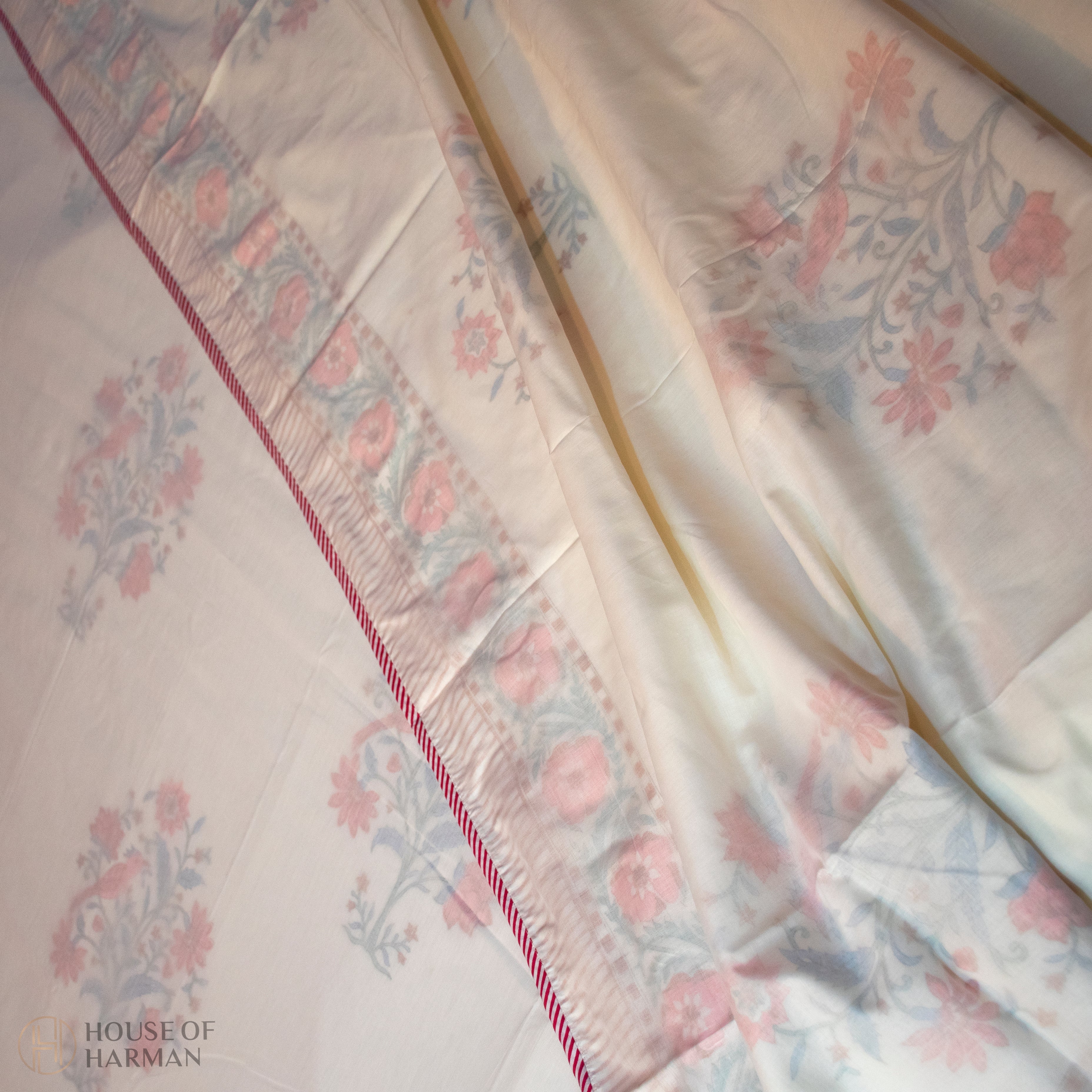 Avian Blossom Bliss 3D Mulmul Dohar