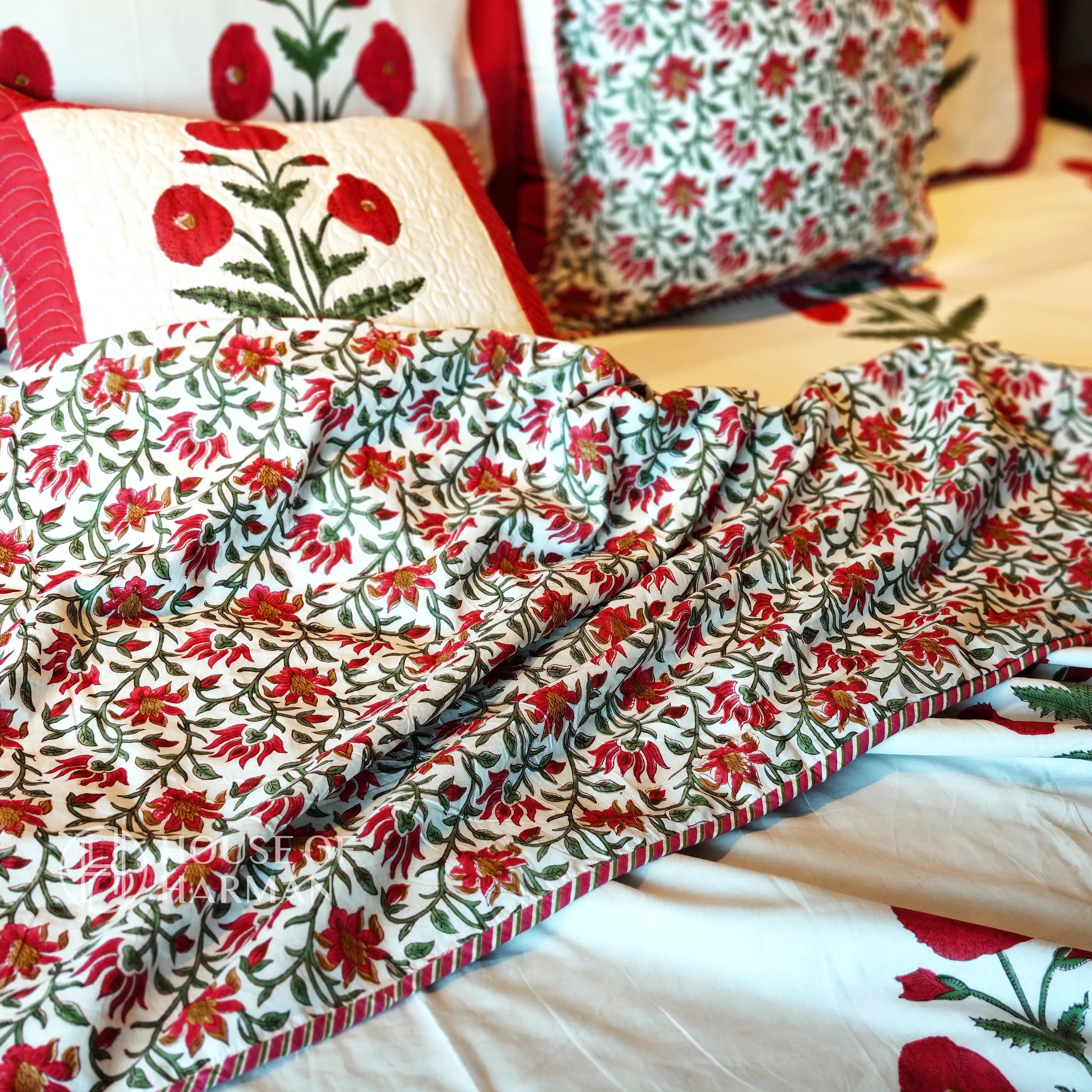 Red Wildpoppy Fields Dohar - HOUSE OF HARMAN