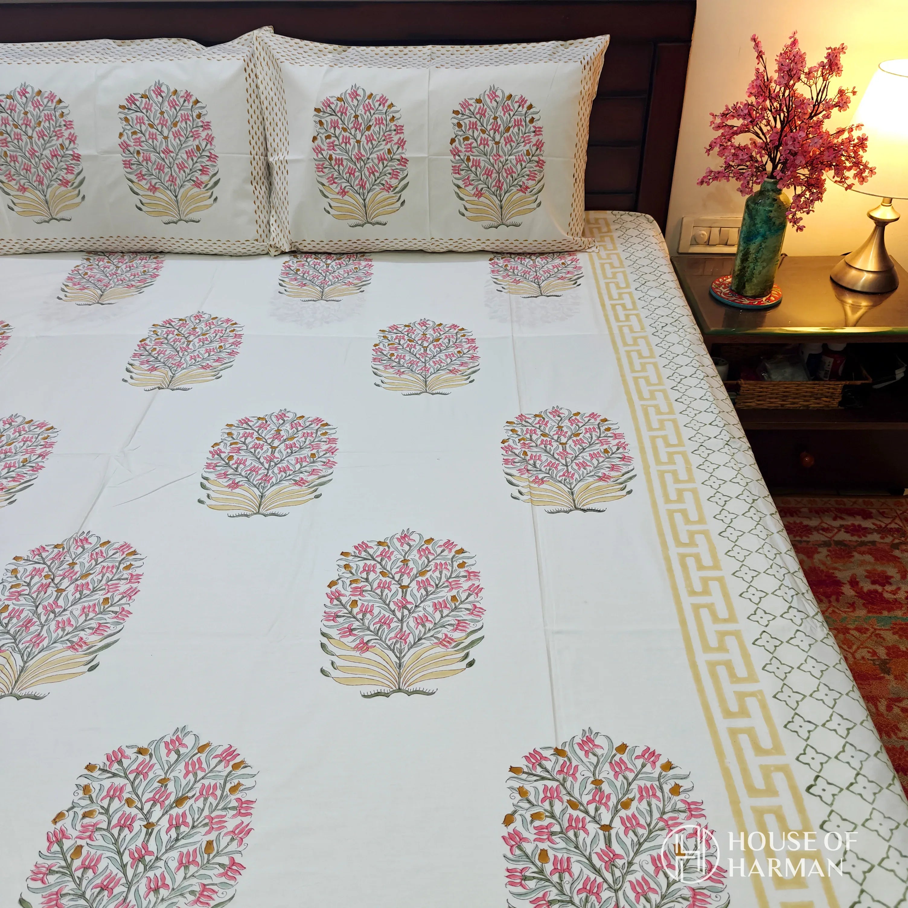 Allium Dreams Essence Bedsheet - HOUSE OF HARMAN