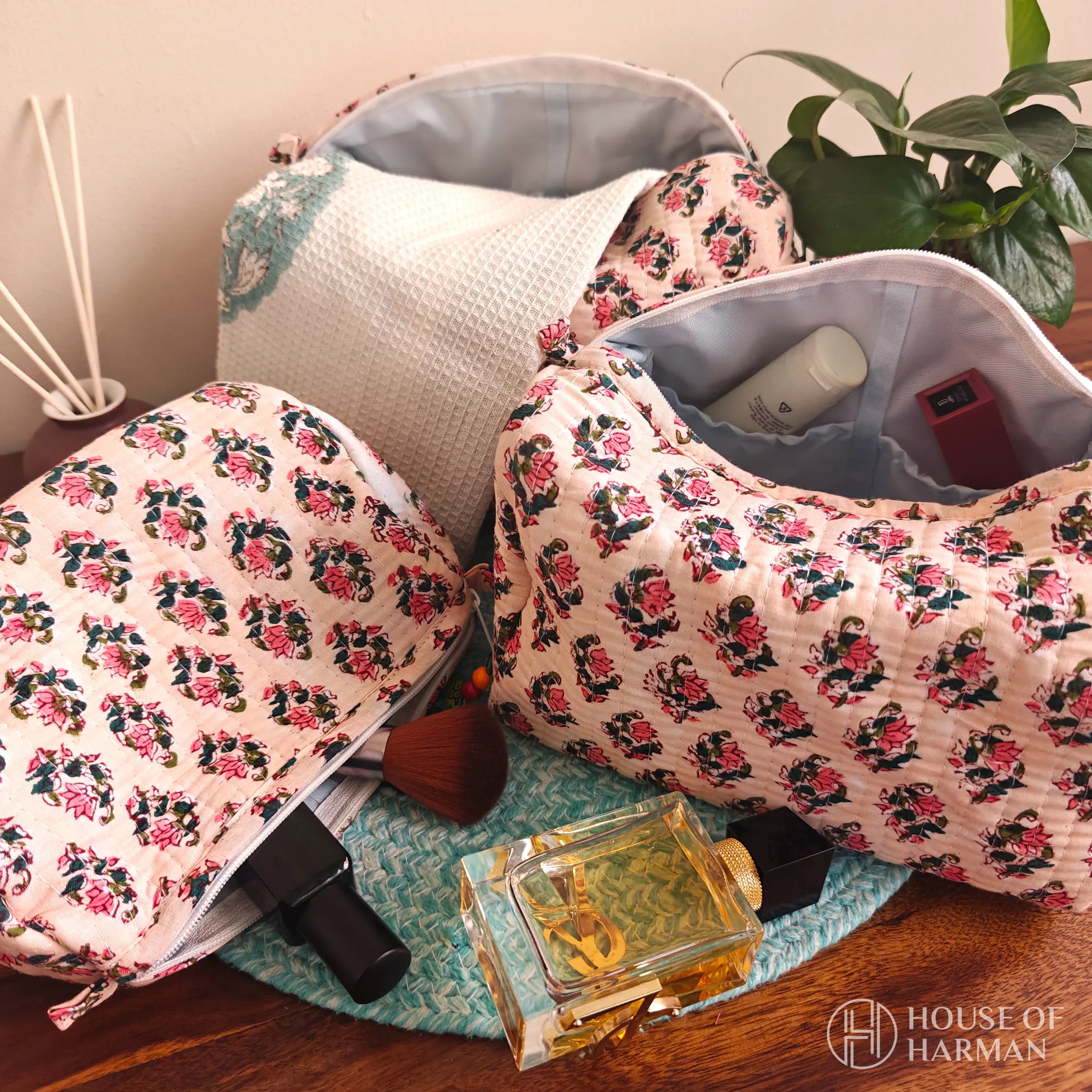 Multipurpose Pouches- Set of Three I Waterproof Lining I Four Mini Pockets Inside - HOUSE OF HARMAN