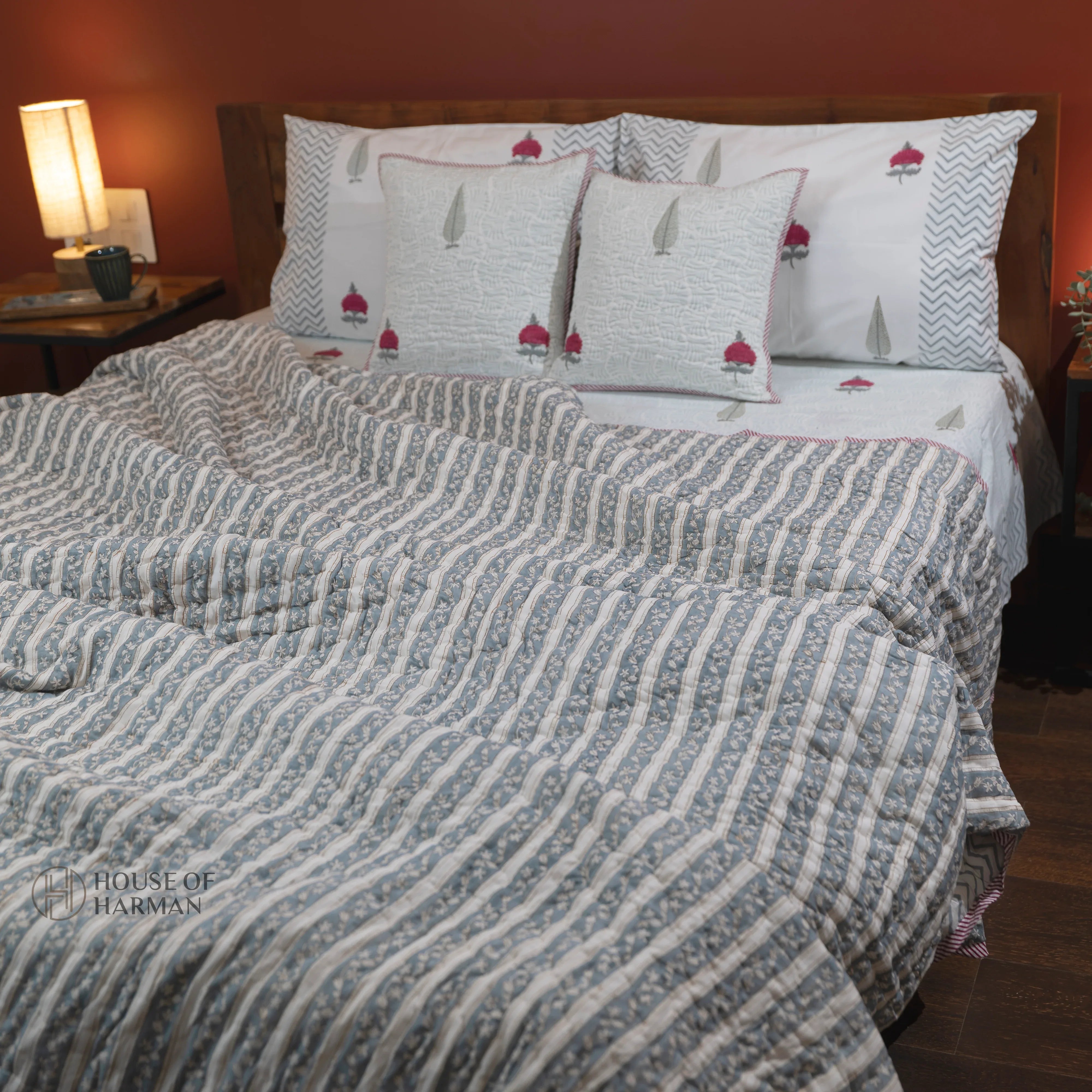 Floral Mirage Quilt - HOUSE OF HARMAN