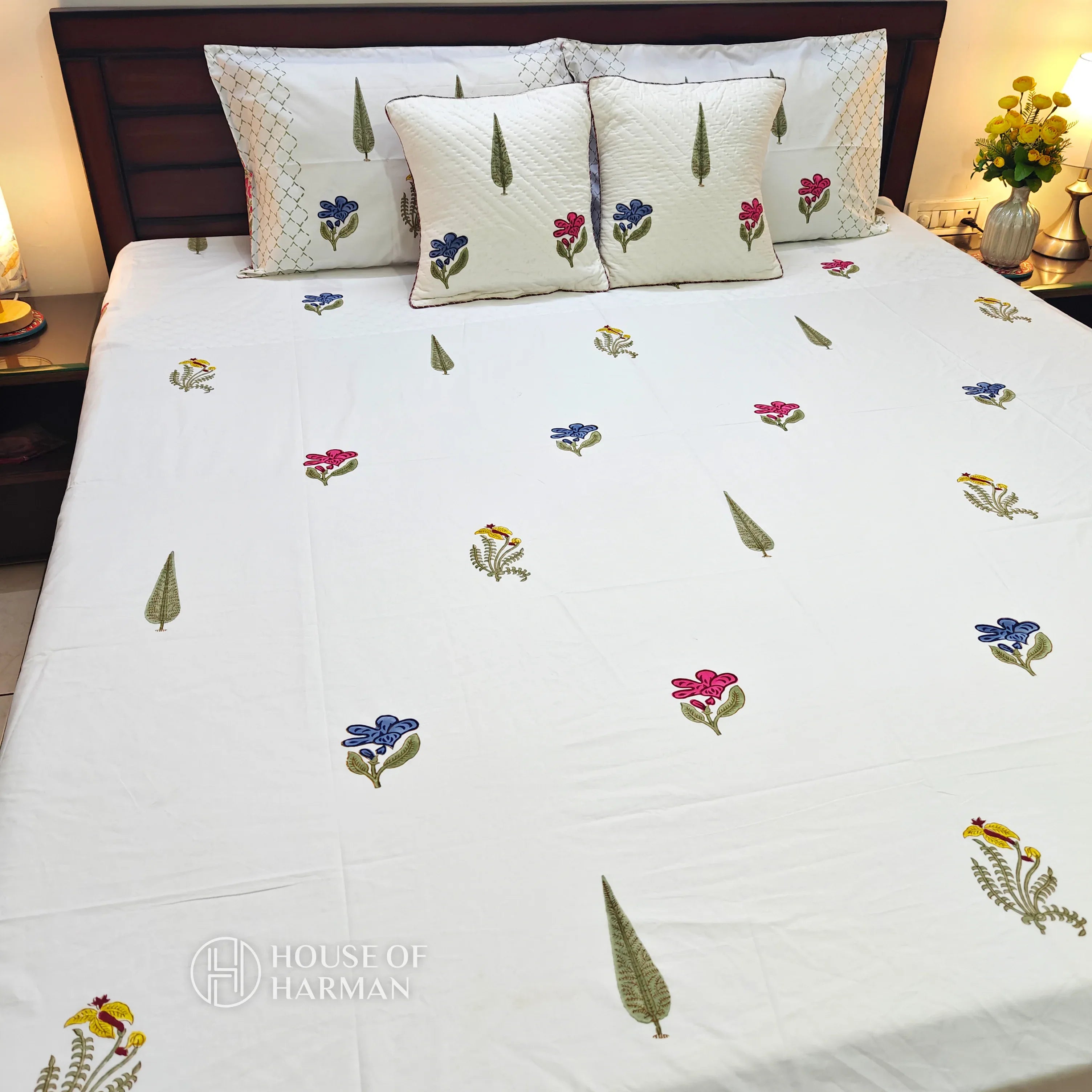Floral Symphony Charm Bedsheet - HOUSE OF HARMAN