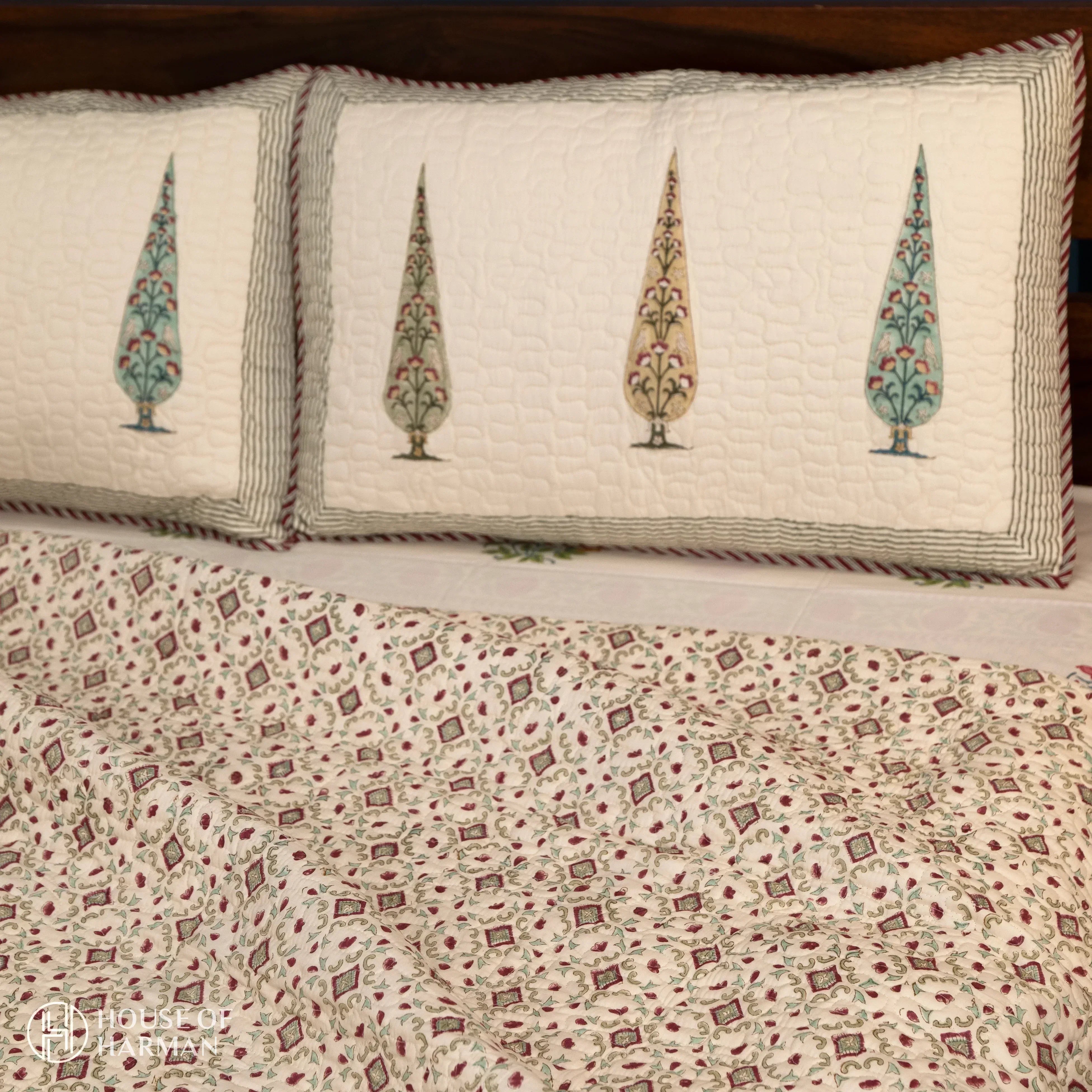 Whispering Timeless Pines Bedcover - HOUSE OF HARMAN