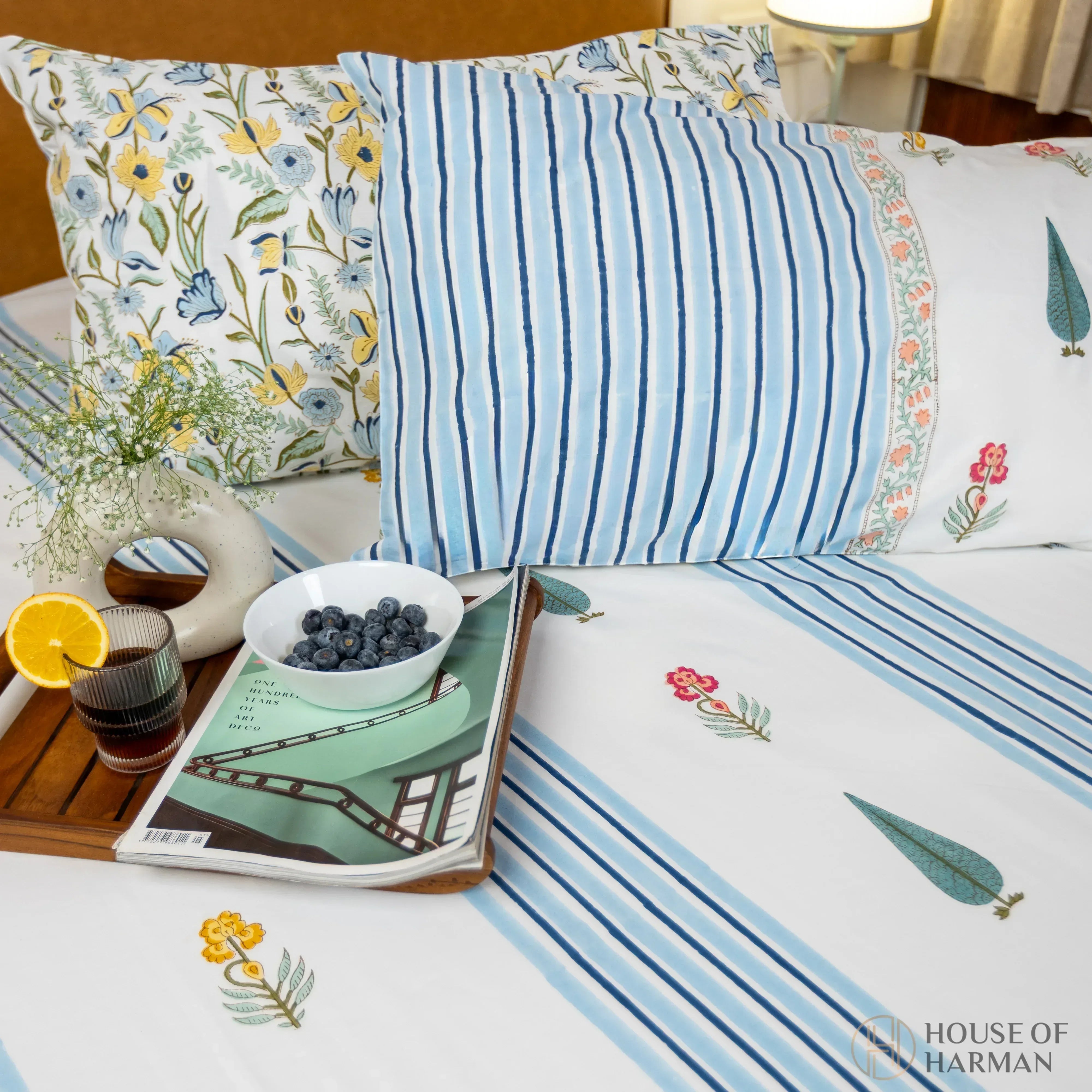 Meadow Bloom Stripes Bedsheet - HOUSE OF HARMAN