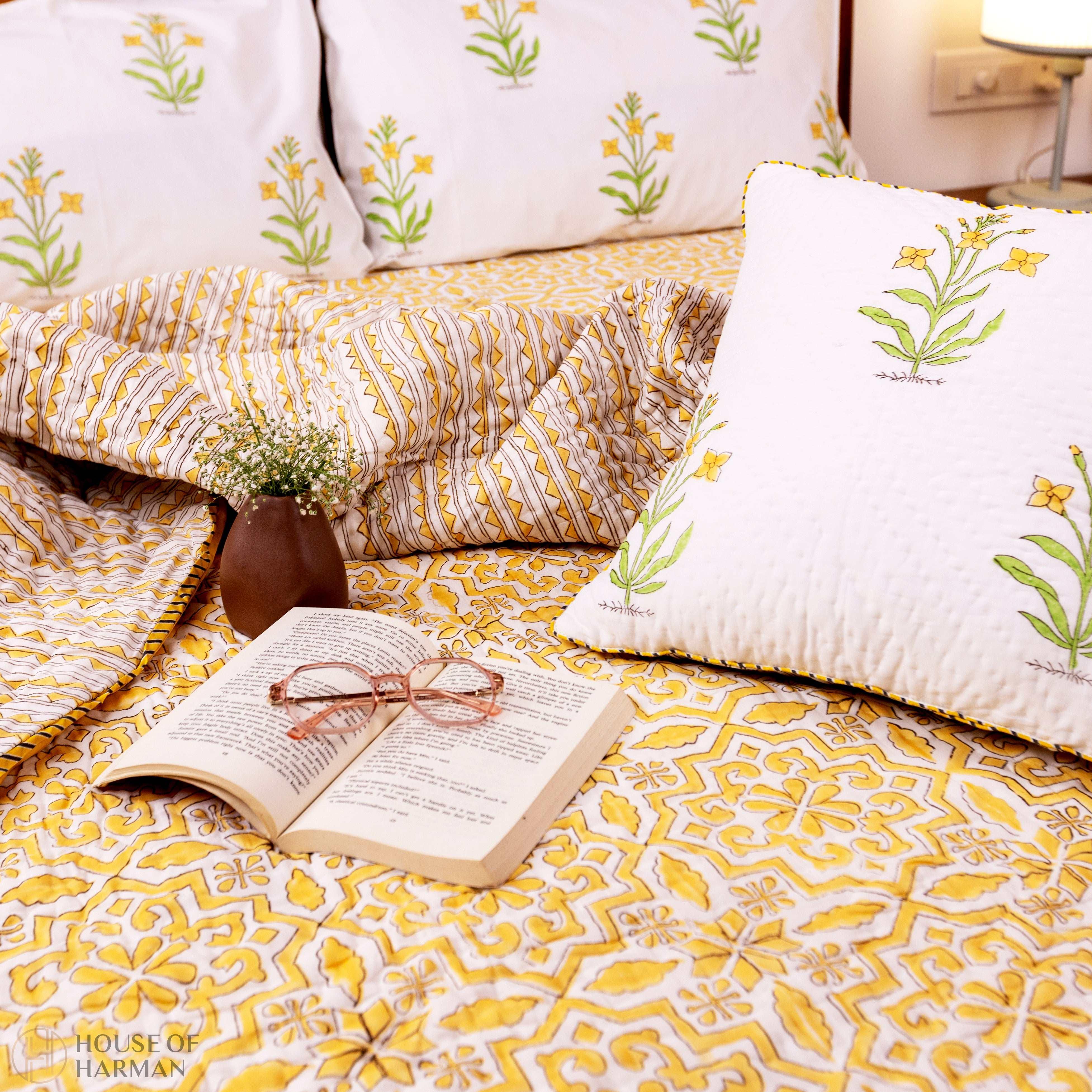 Golden Lattice Dream Quilt - HOUSE OF HARMAN