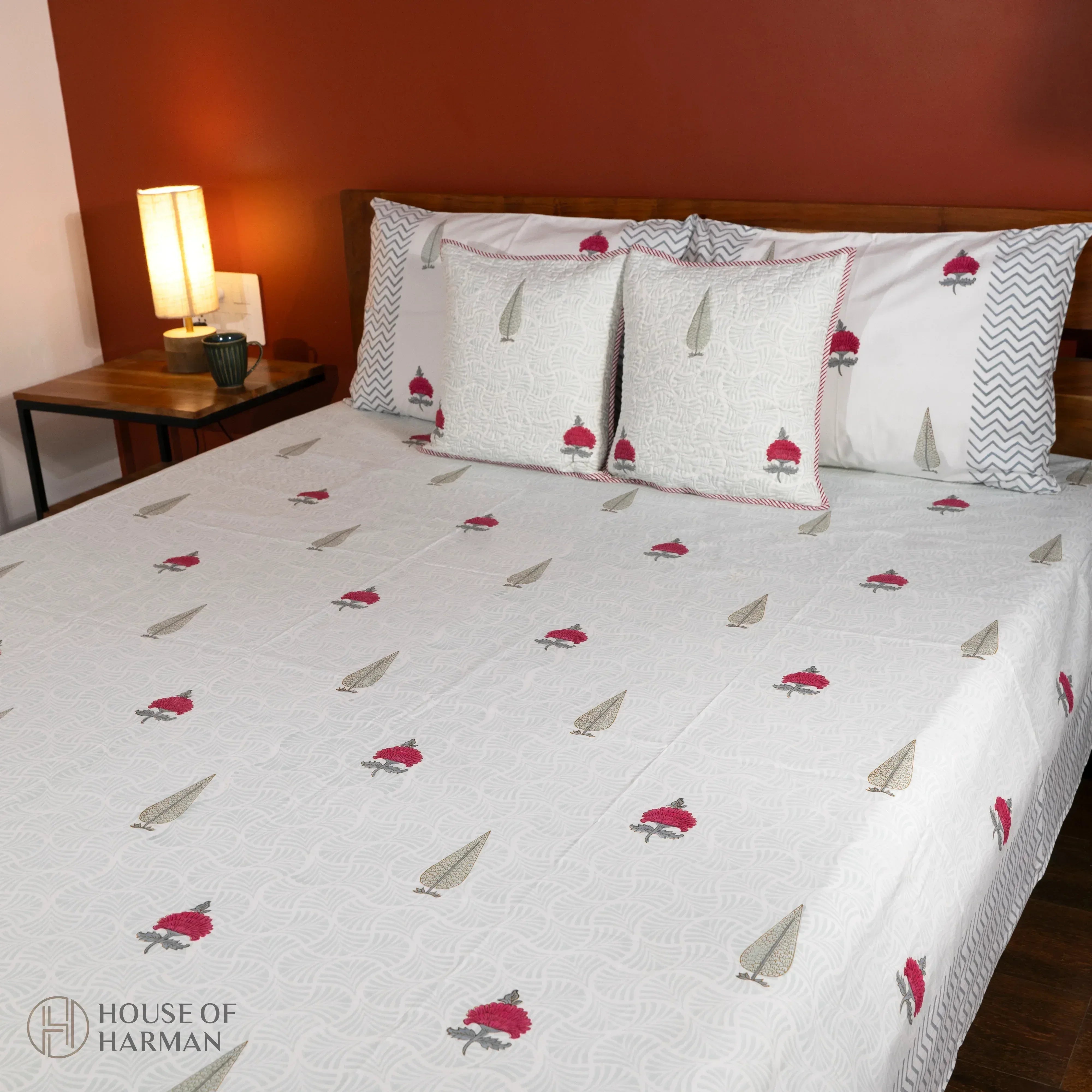 Floral Mirage Bedsheet - HOUSE OF HARMAN
