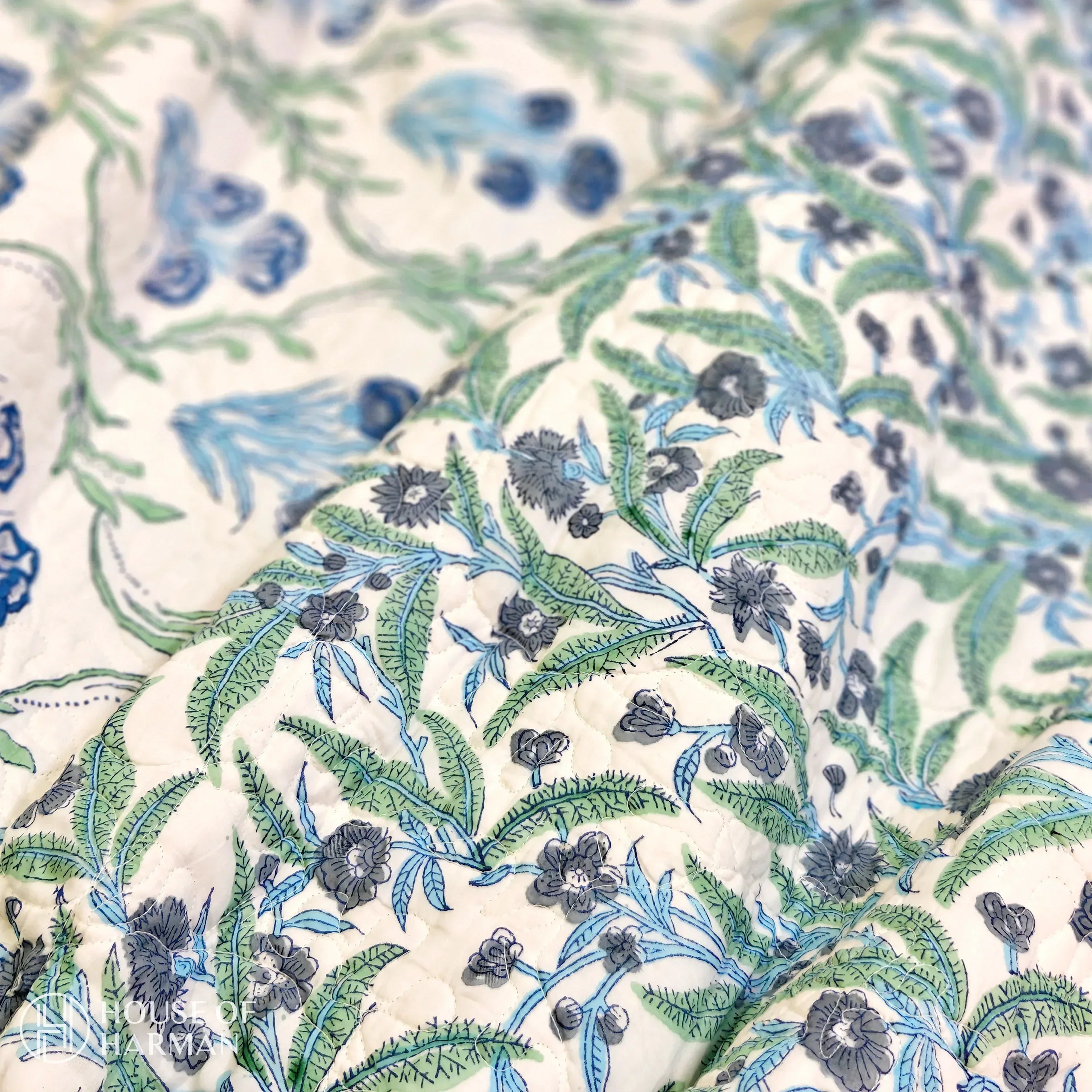 Azure Dreams Bedcover - HOUSE OF HARMAN