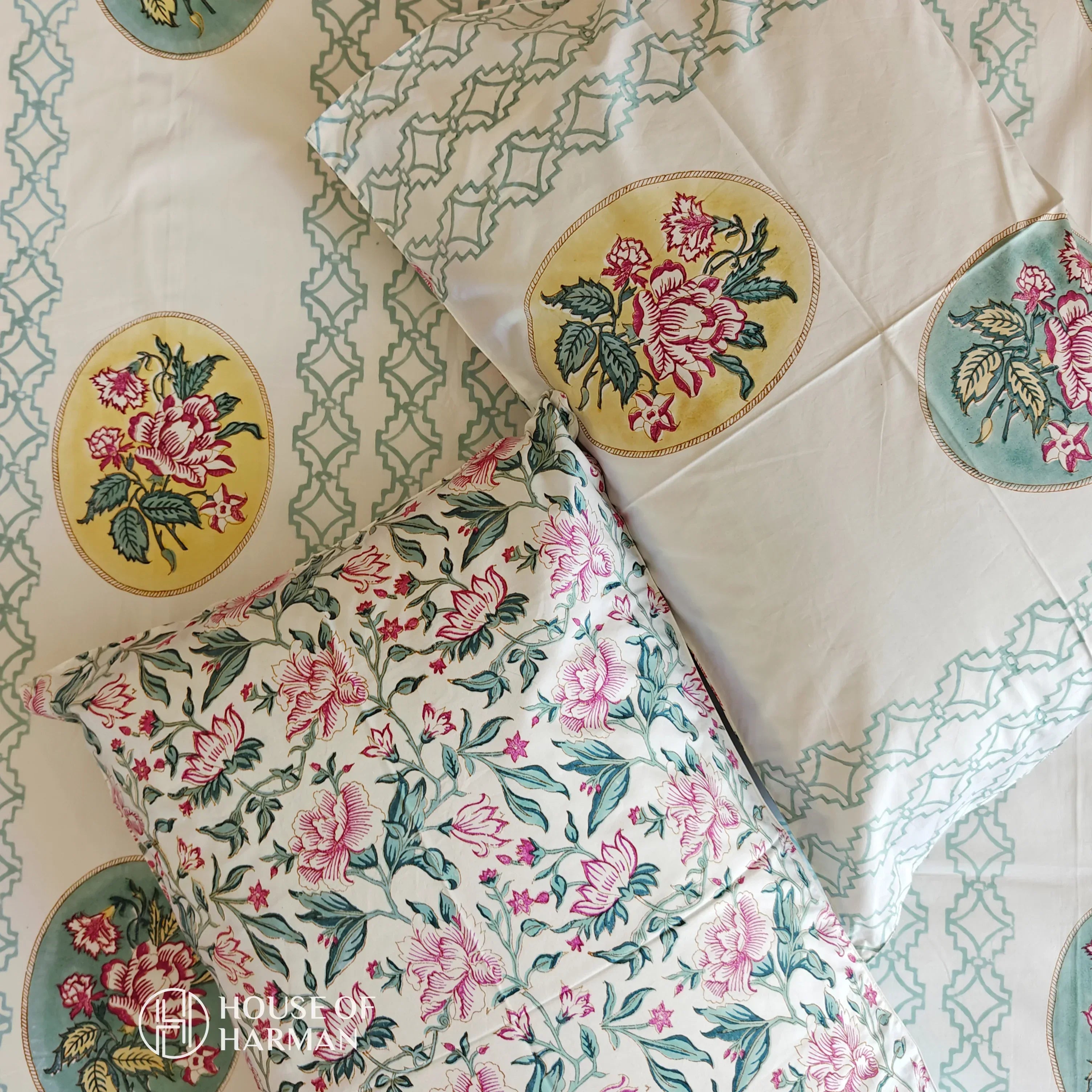 Blushing Rose Elegance Bedsheet and Dohar - HOUSE OF HARMAN