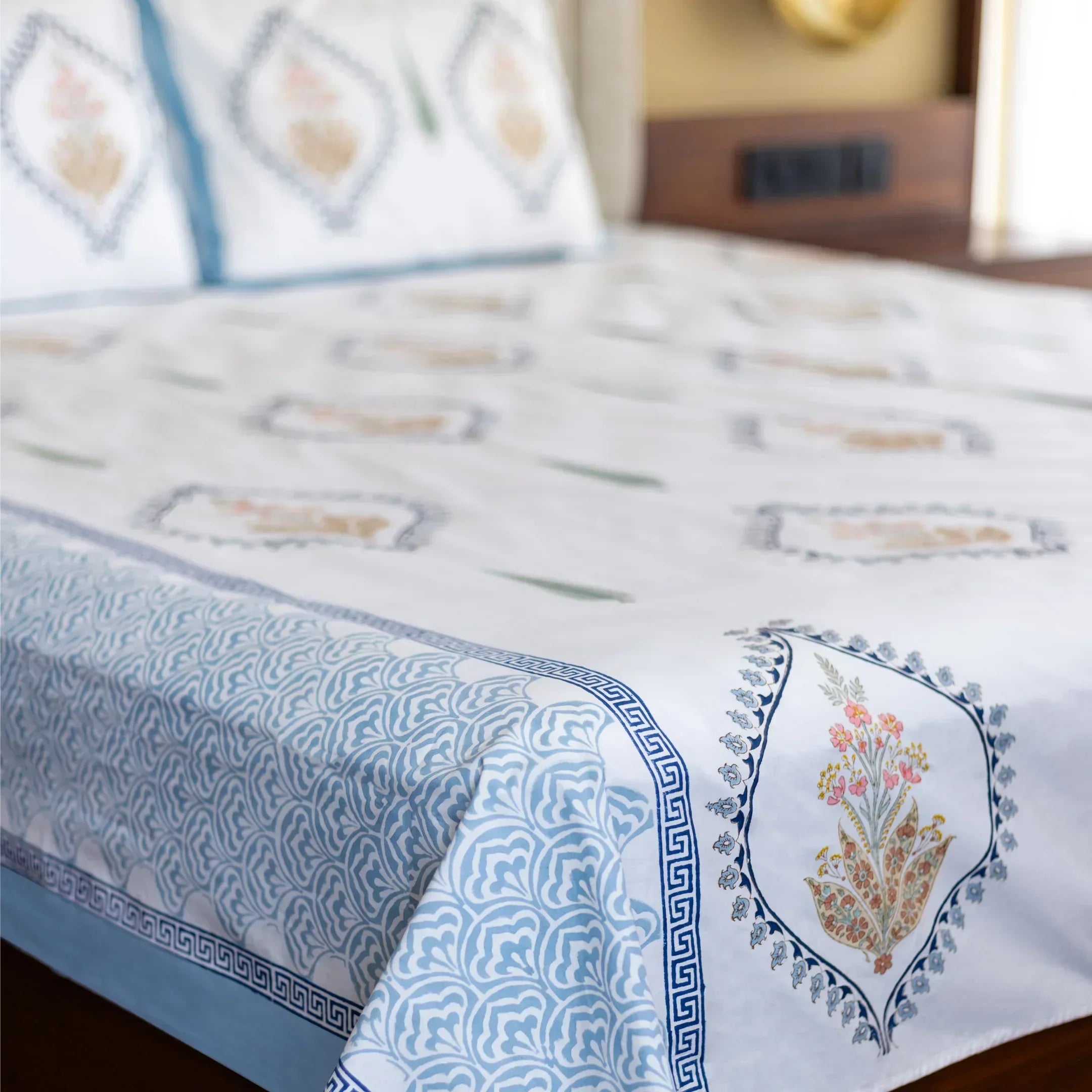 Sylvan Pine Symphony Bedsheet - HOUSE OF HARMAN