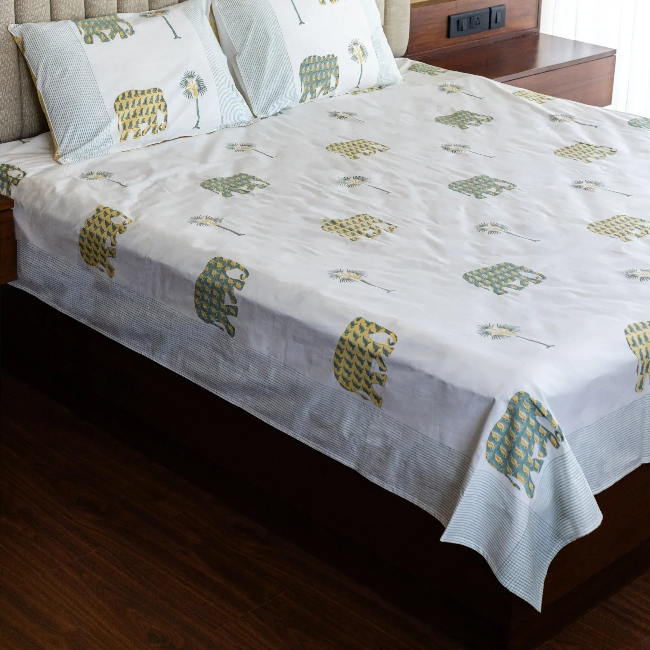 Trunk Tales Serenity Bedsheet - HOUSE OF HARMAN