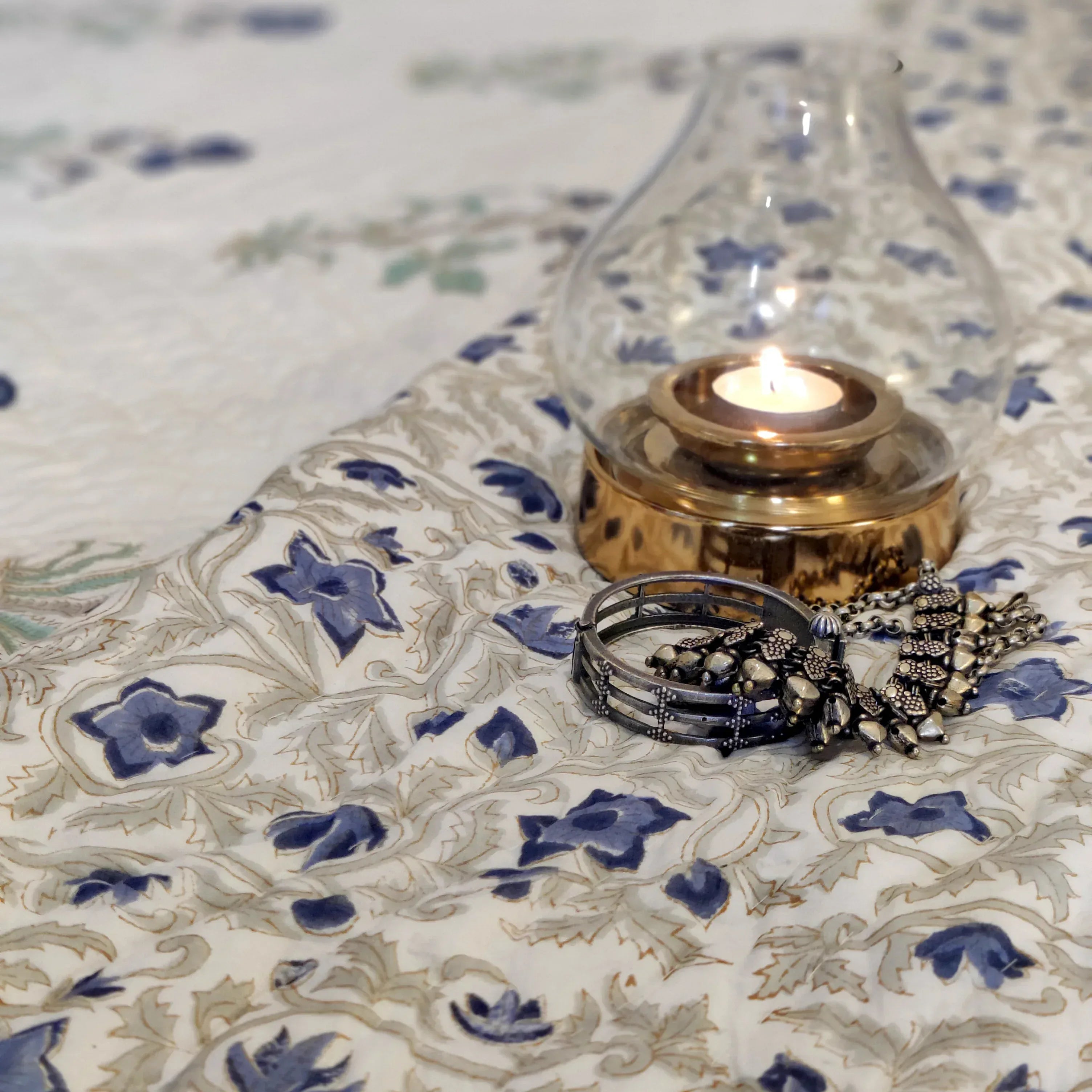 Blue Blossoms Quilt - HOUSE OF HARMAN