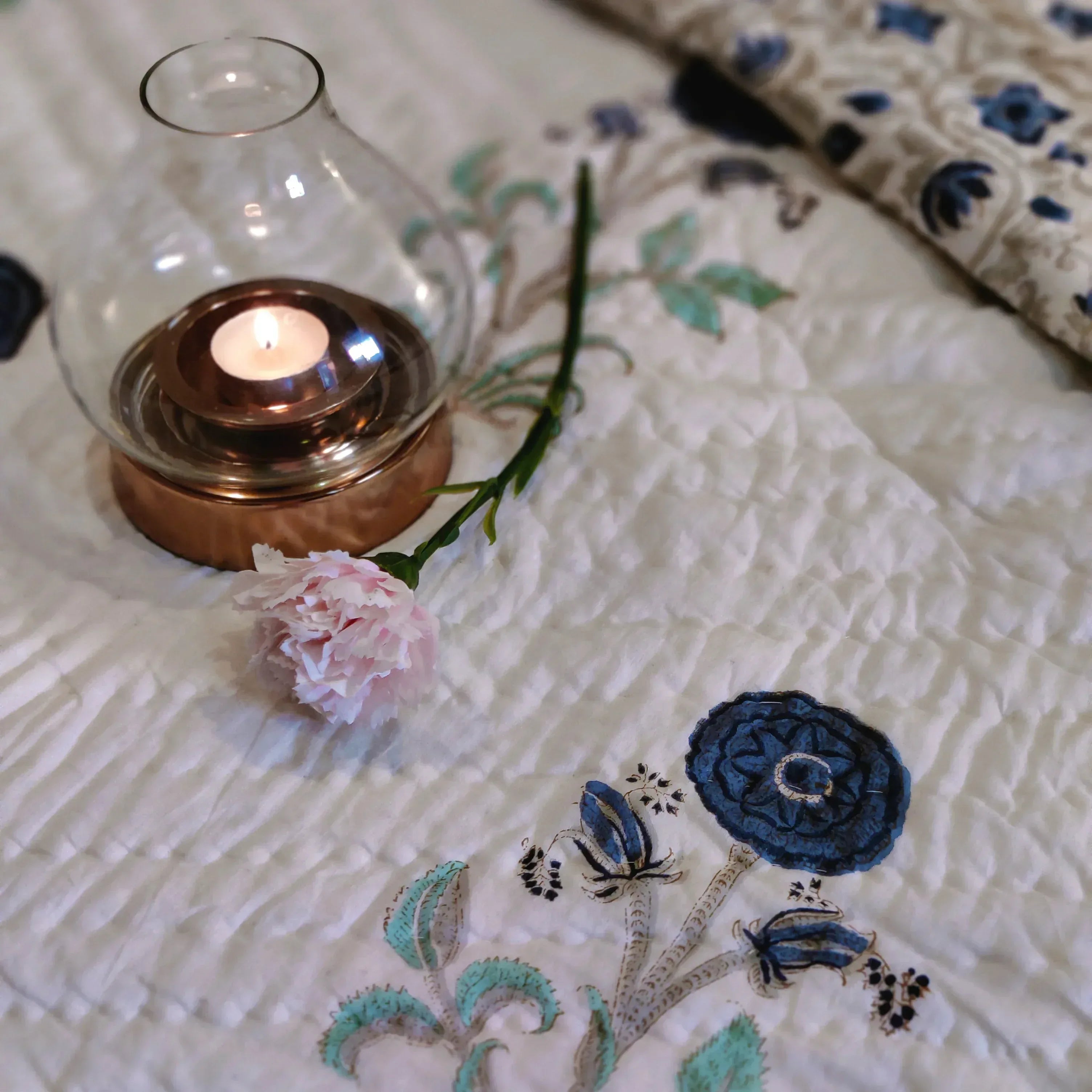 Blue Blossoms Quilt - HOUSE OF HARMAN