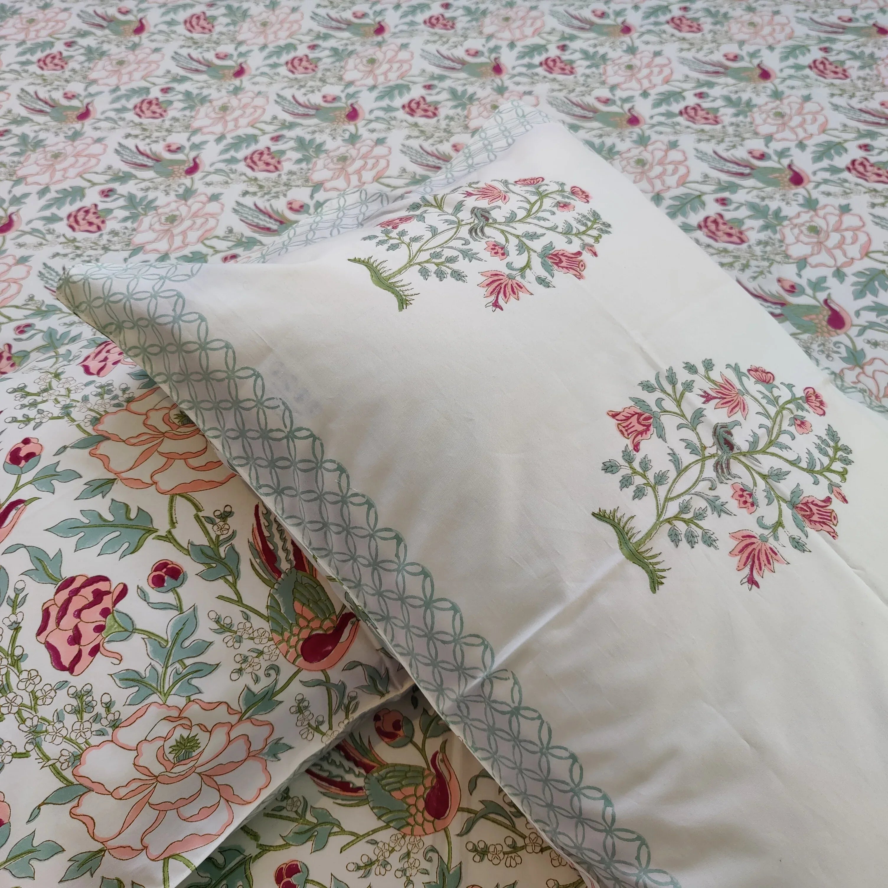 Maira Gulaab Bagh Bedsheet - HOUSE OF HARMAN