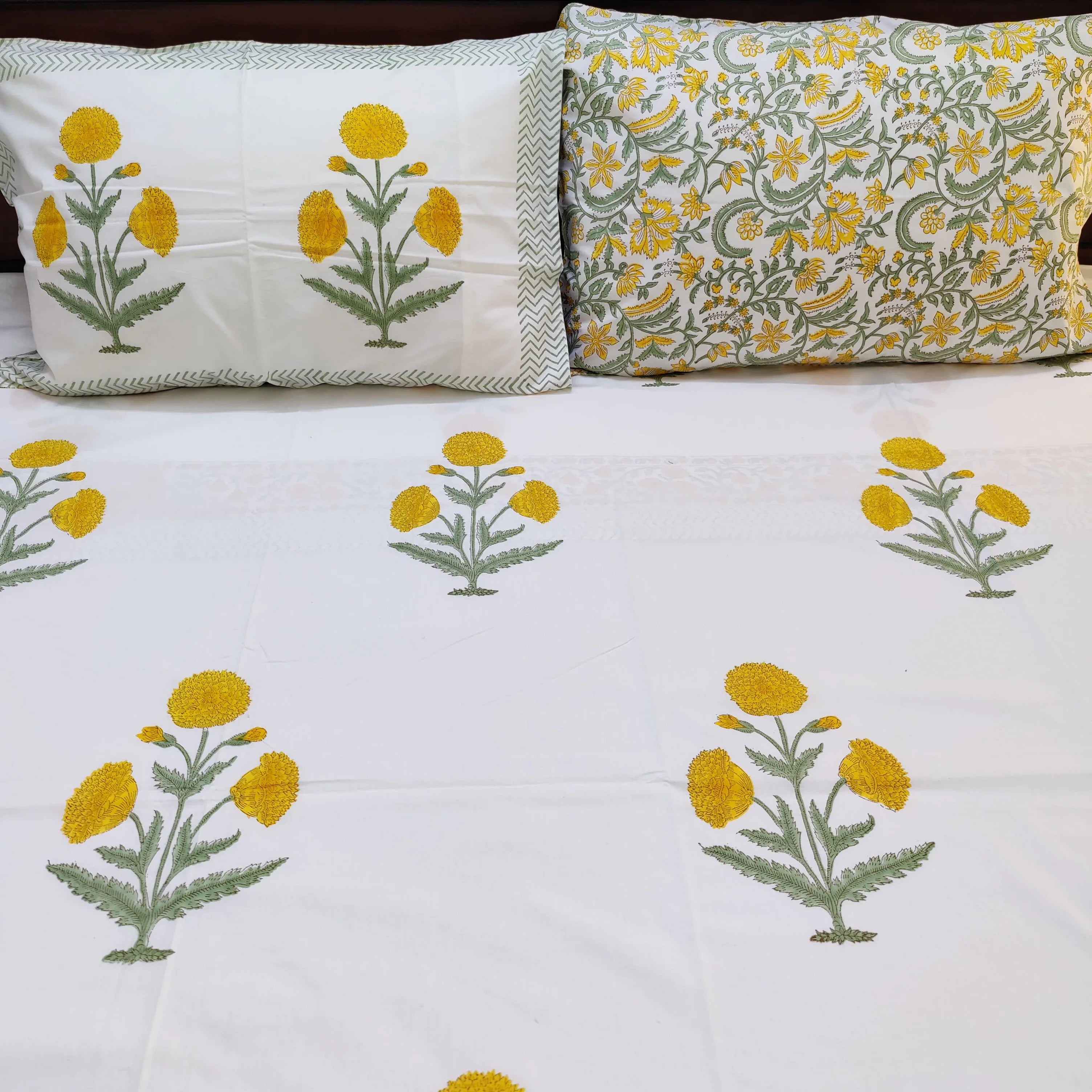 Yellow Wildpoppy Fields Bedsheet - HOUSE OF HARMAN