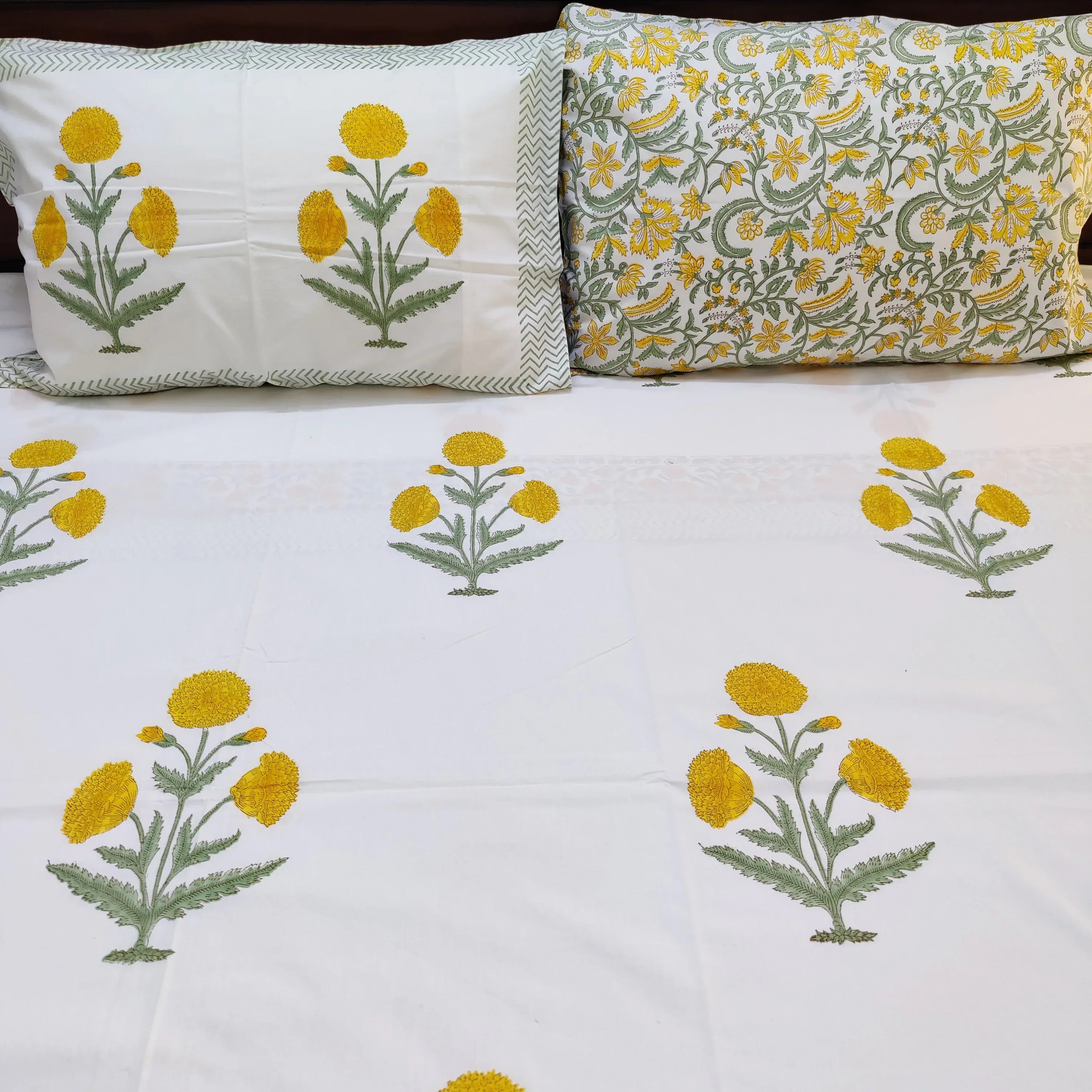 Yellow Wildpoppy Fields Bedsheet - HOUSE OF HARMAN