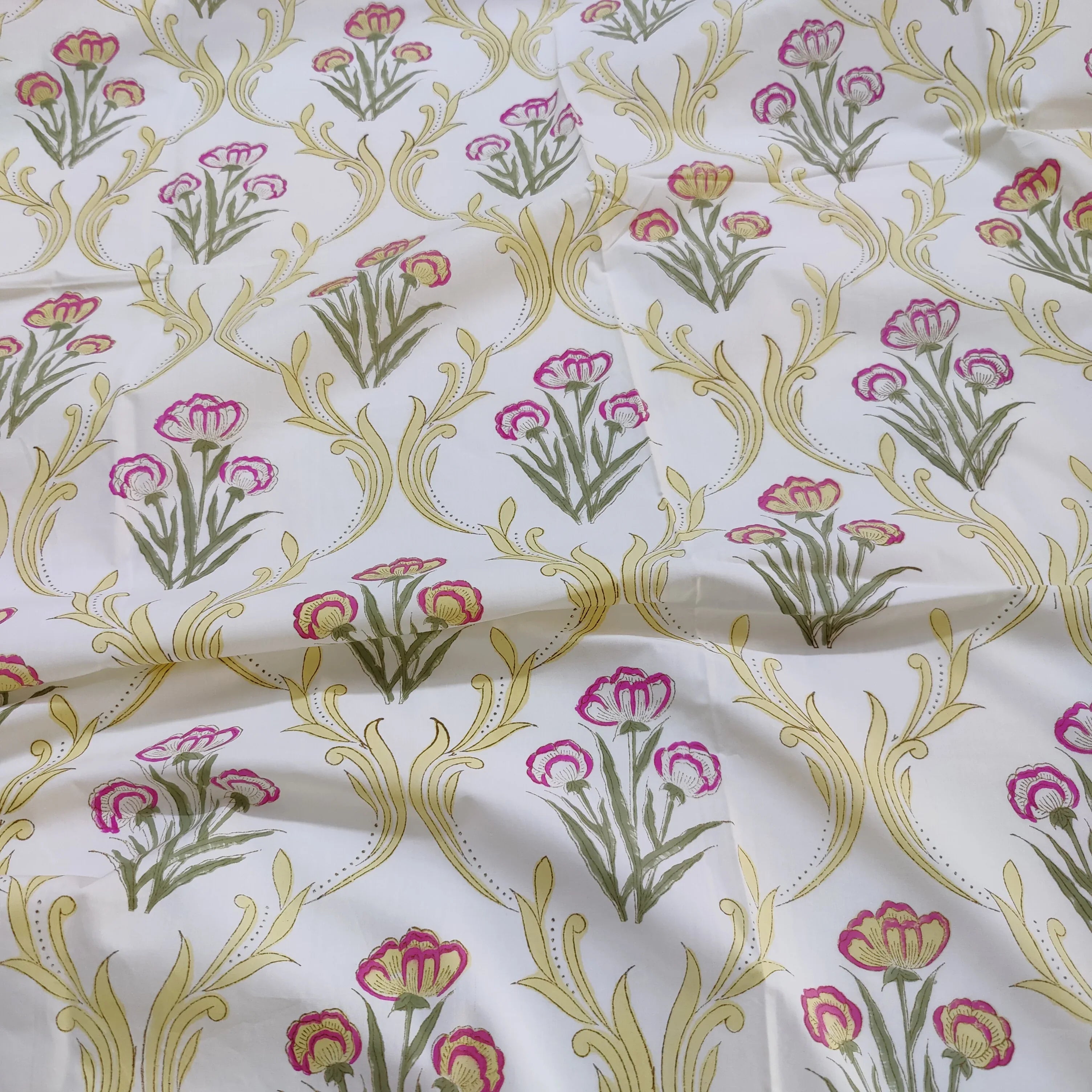 Golden Dreams Bedsheet - HOUSE OF HARMAN