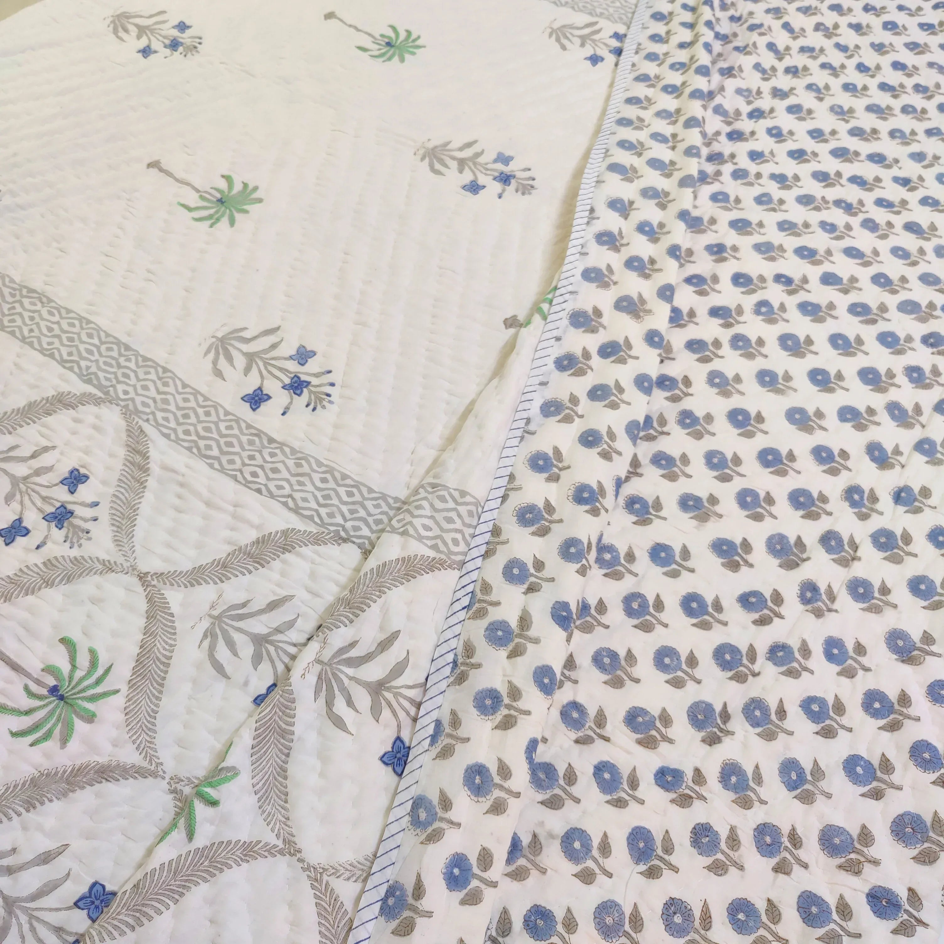 Coastal Flora Fusion Quilt - HOUSE OF HARMAN