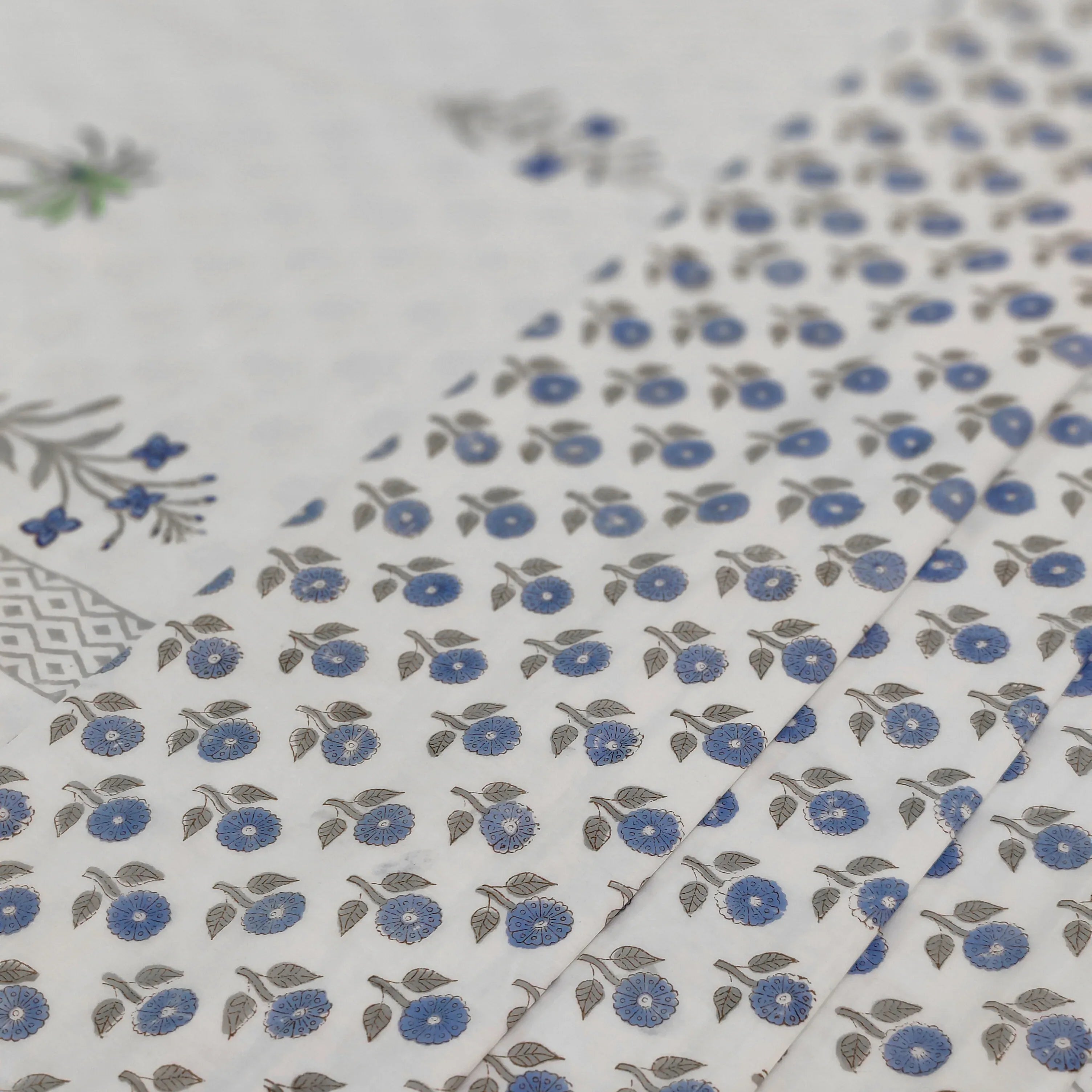 Coastal Flora Fusion Dohar - HOUSE OF HARMAN