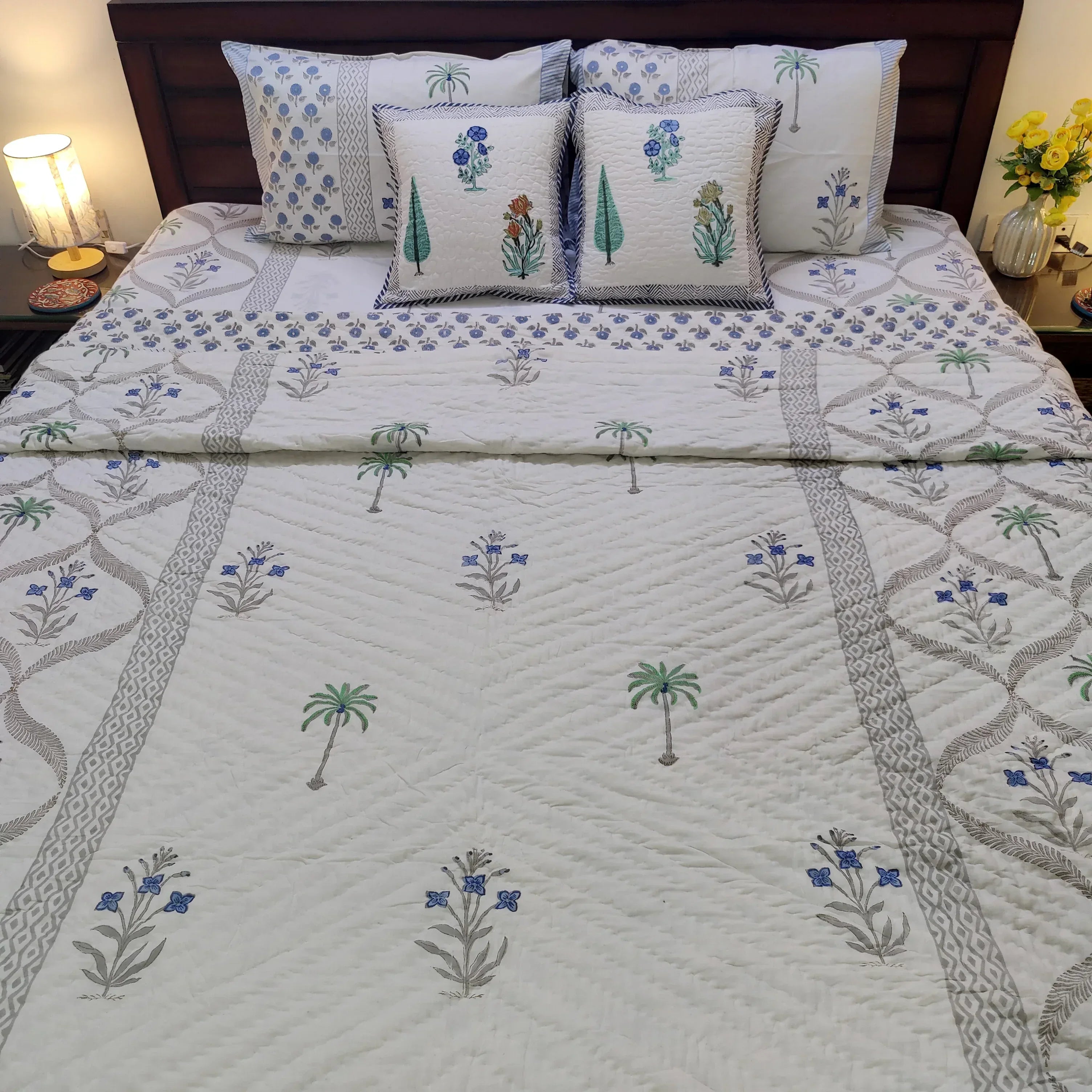 Coastal Flora Fusion Bedsheet and Quilt - HOUSE OF HARMAN