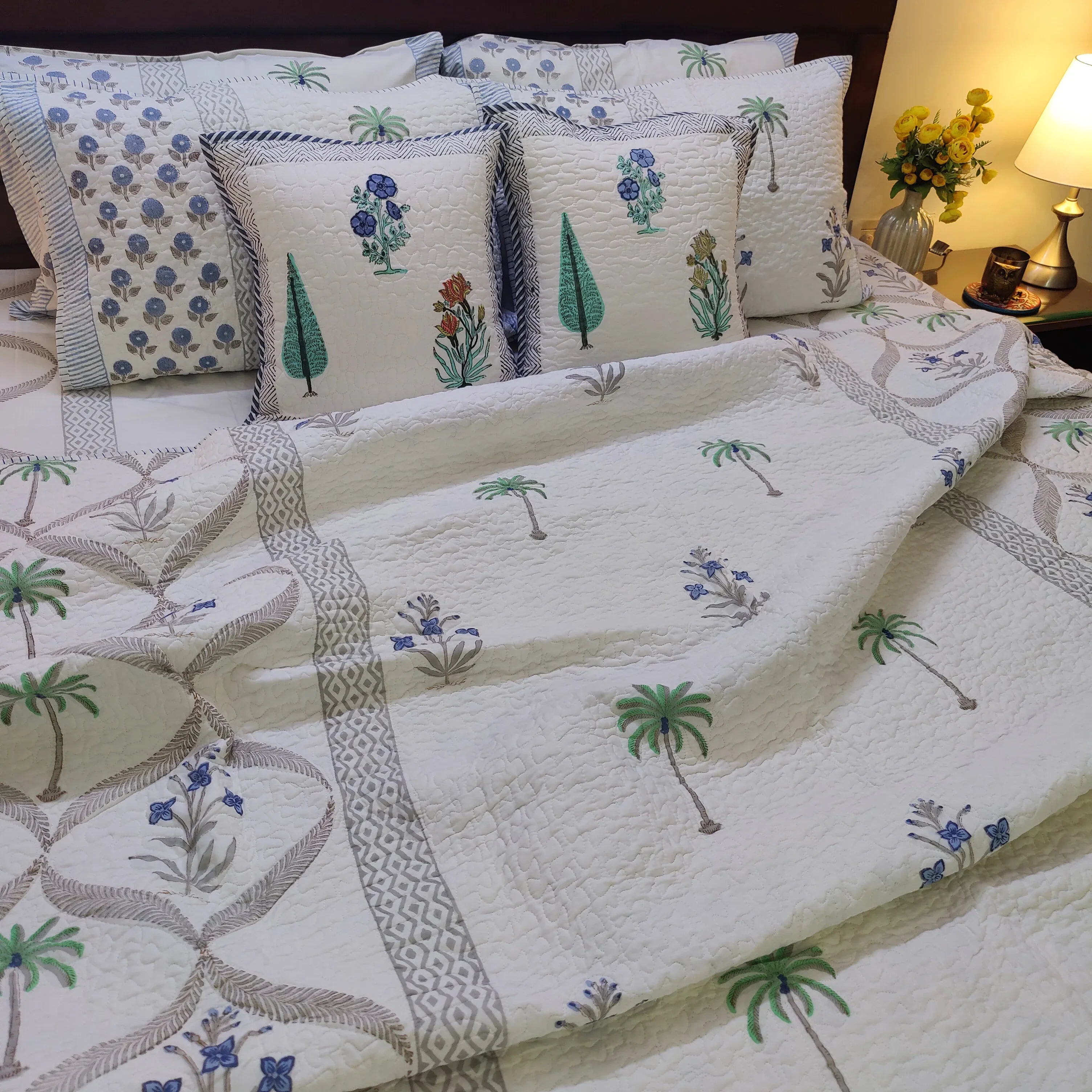 Coastal Flora Fusion Bedcover - HOUSE OF HARMAN