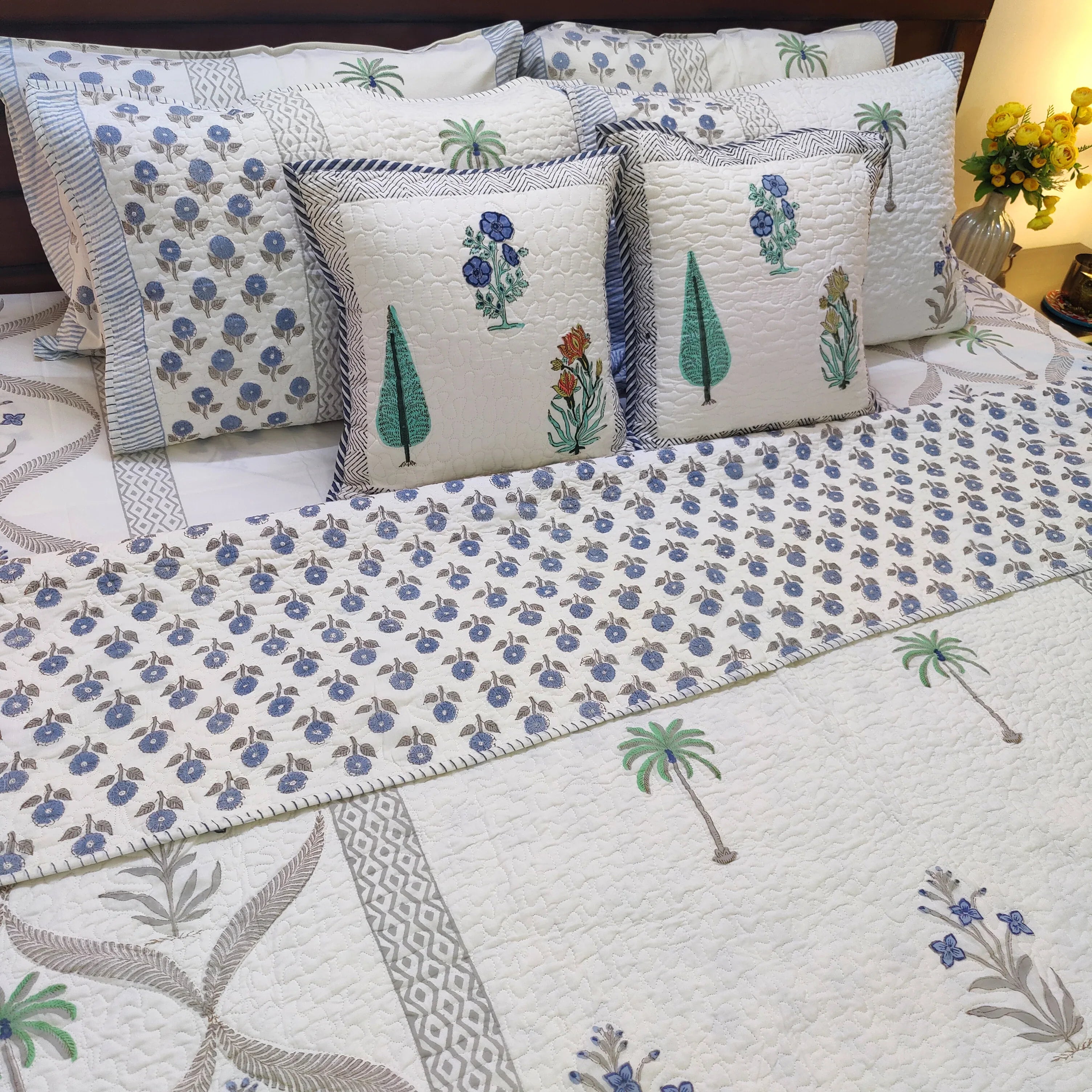 Coastal Flora Fusion Bedcover - HOUSE OF HARMAN