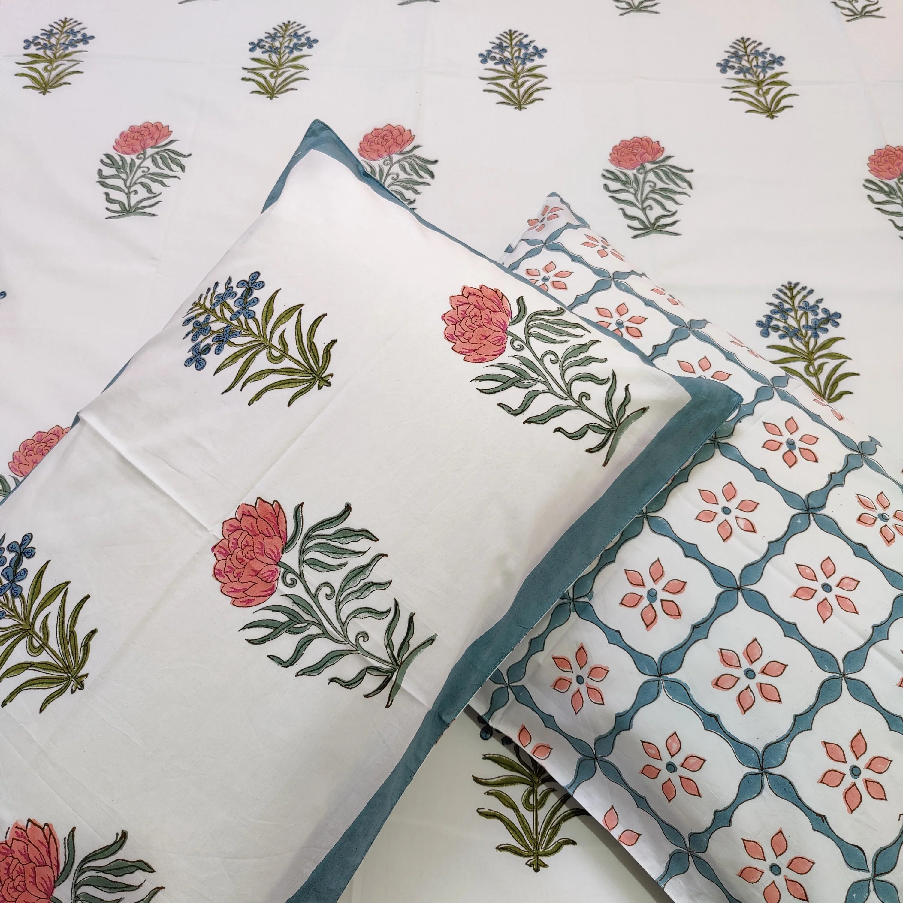 Floral Cascade Elegance Bedsheet - HOUSE OF HARMAN