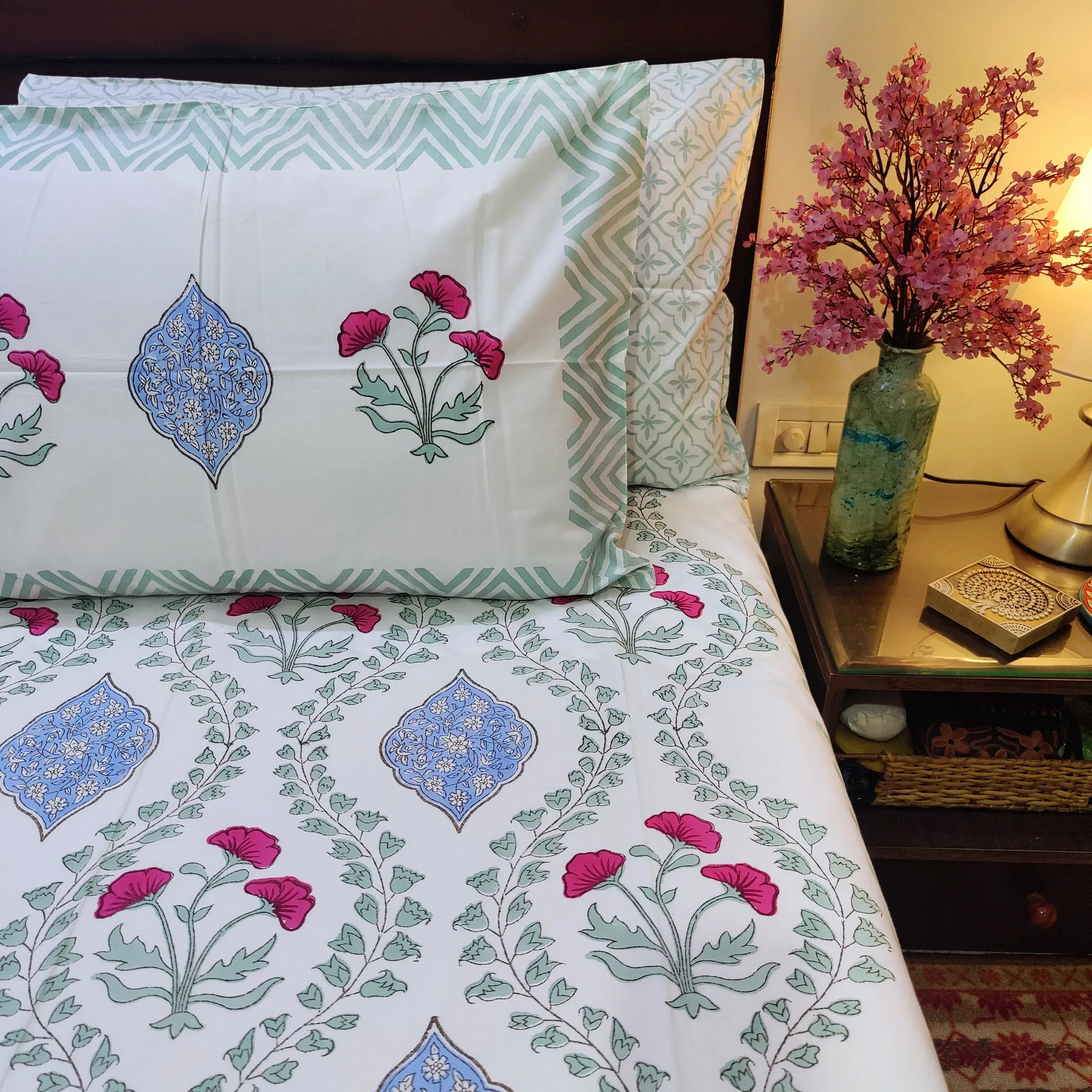 Pastel Symphony Garden Bedsheet - HOUSE OF HARMAN