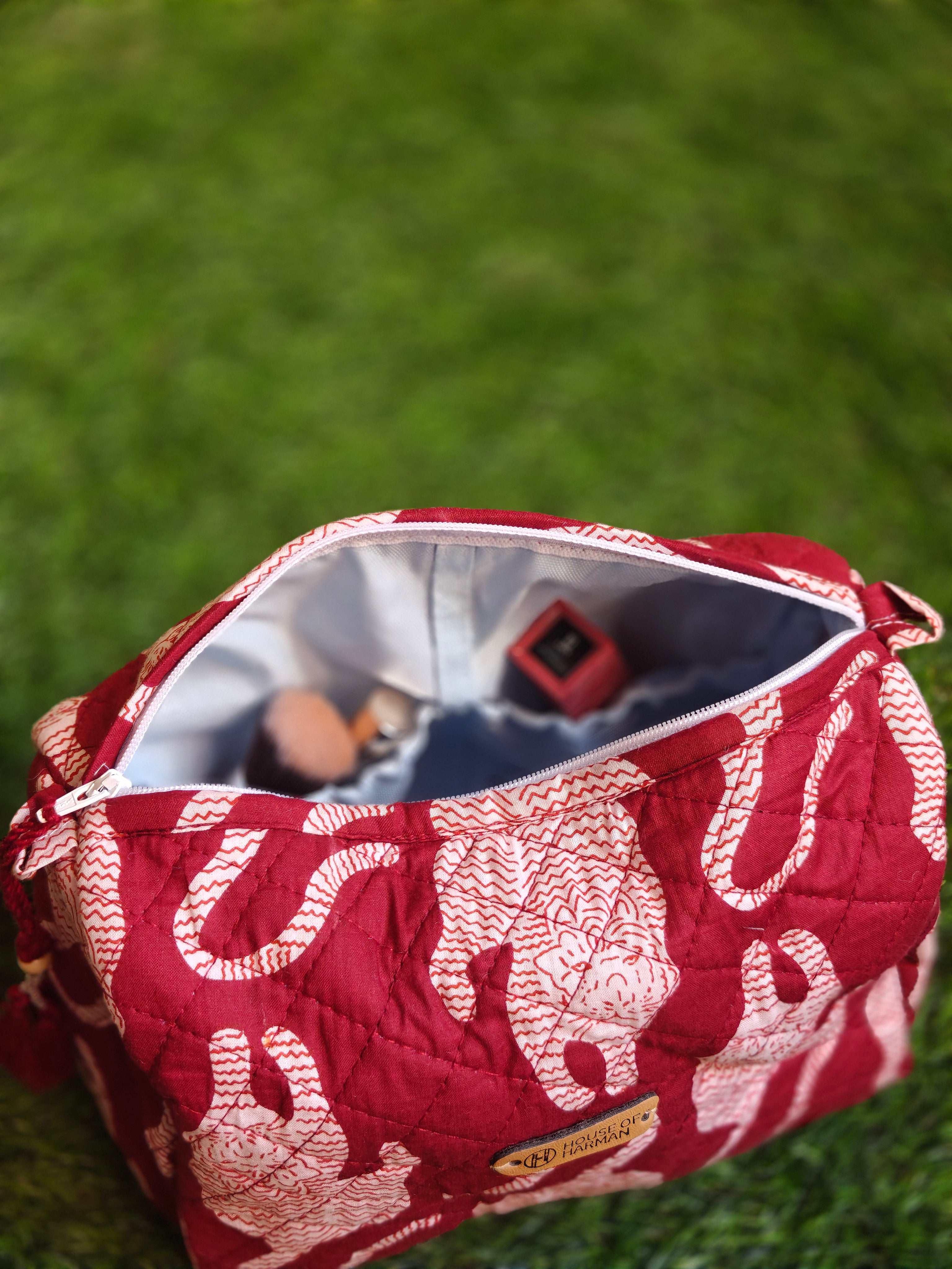 Multipurpose Pouches- Set of Three I Waterproof Lining I Four Mini Pockets Inside - HOUSE OF HARMAN