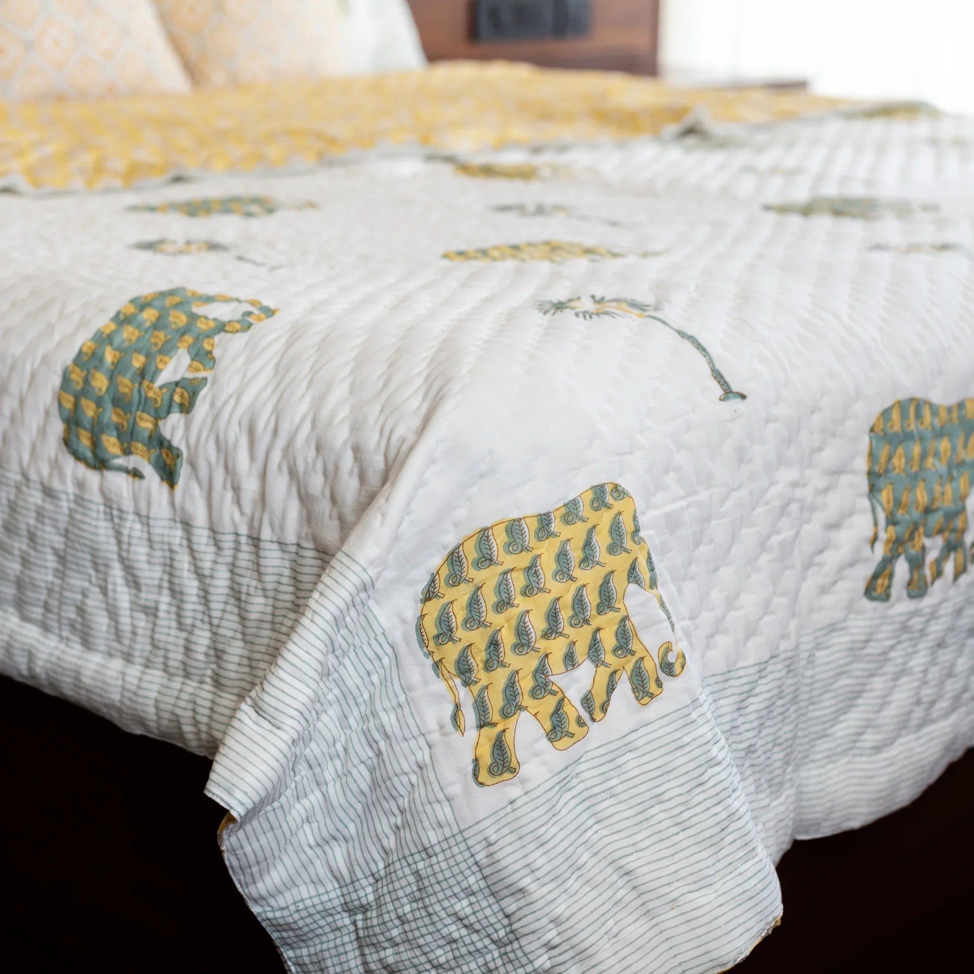 Trunk Tales Serenity Quilt - HOUSE OF HARMAN