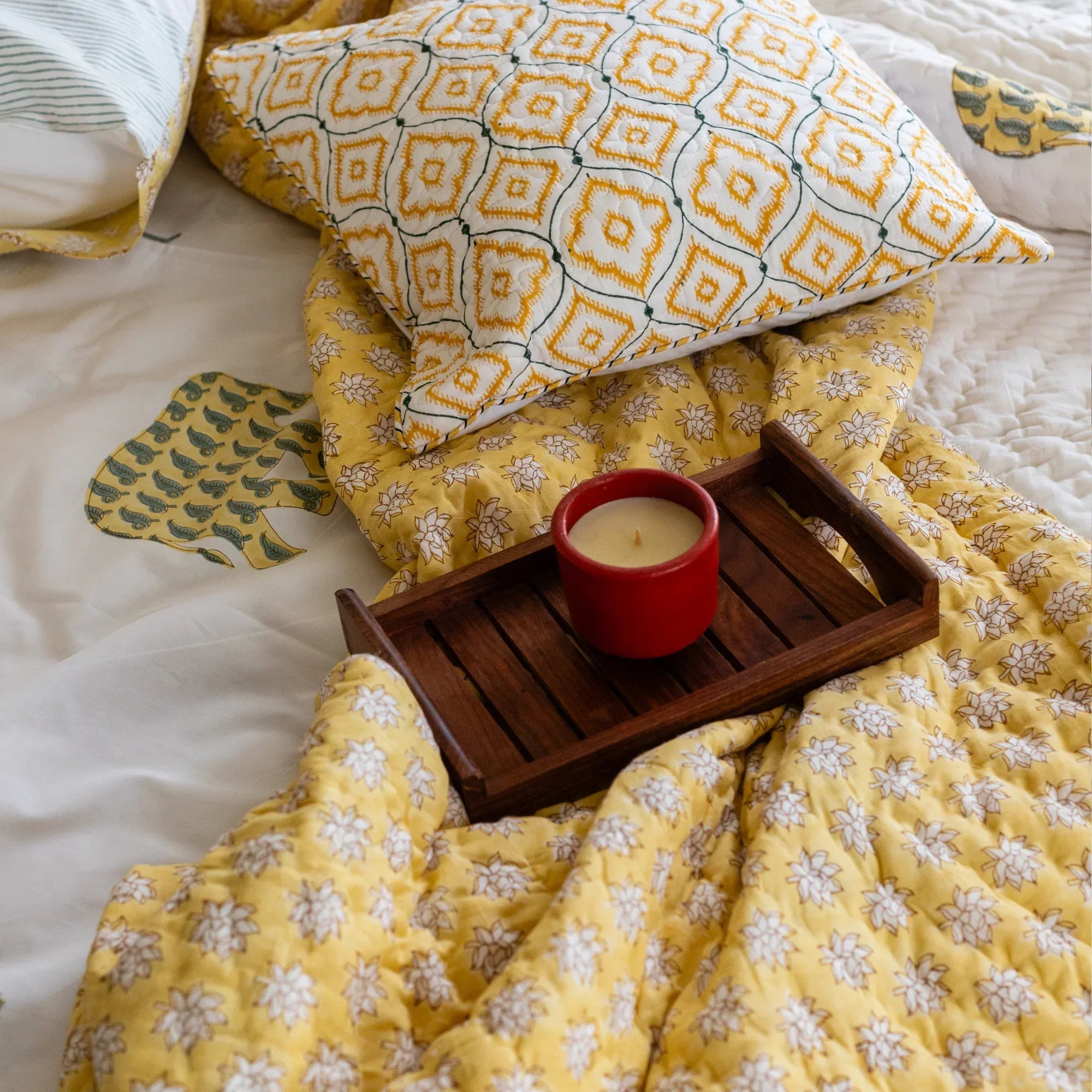 Trunk Tales Serenity Bedsheet and Quilt - HOUSE OF HARMAN