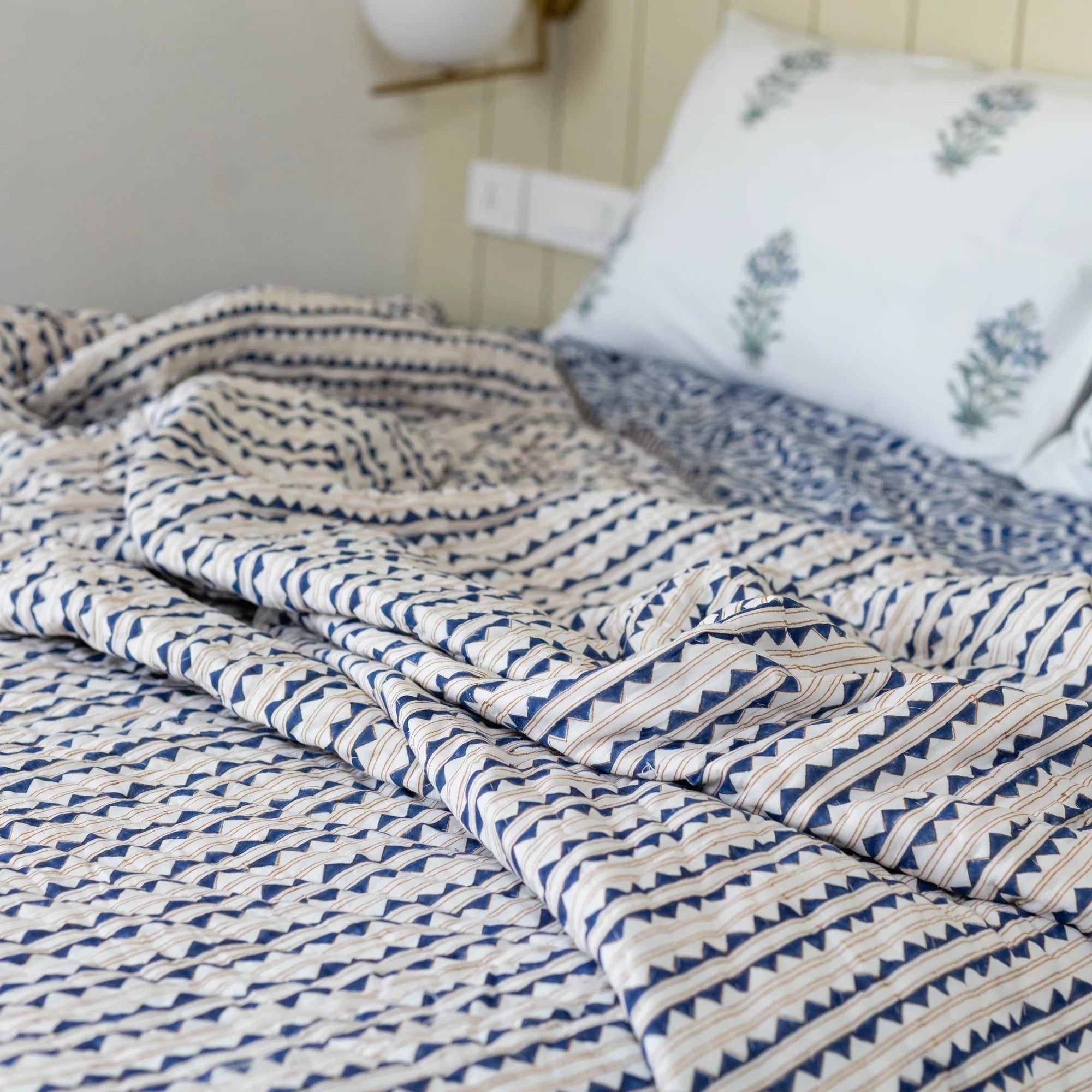 Indigo Lattice Dream Quilt - HOUSE OF HARMAN