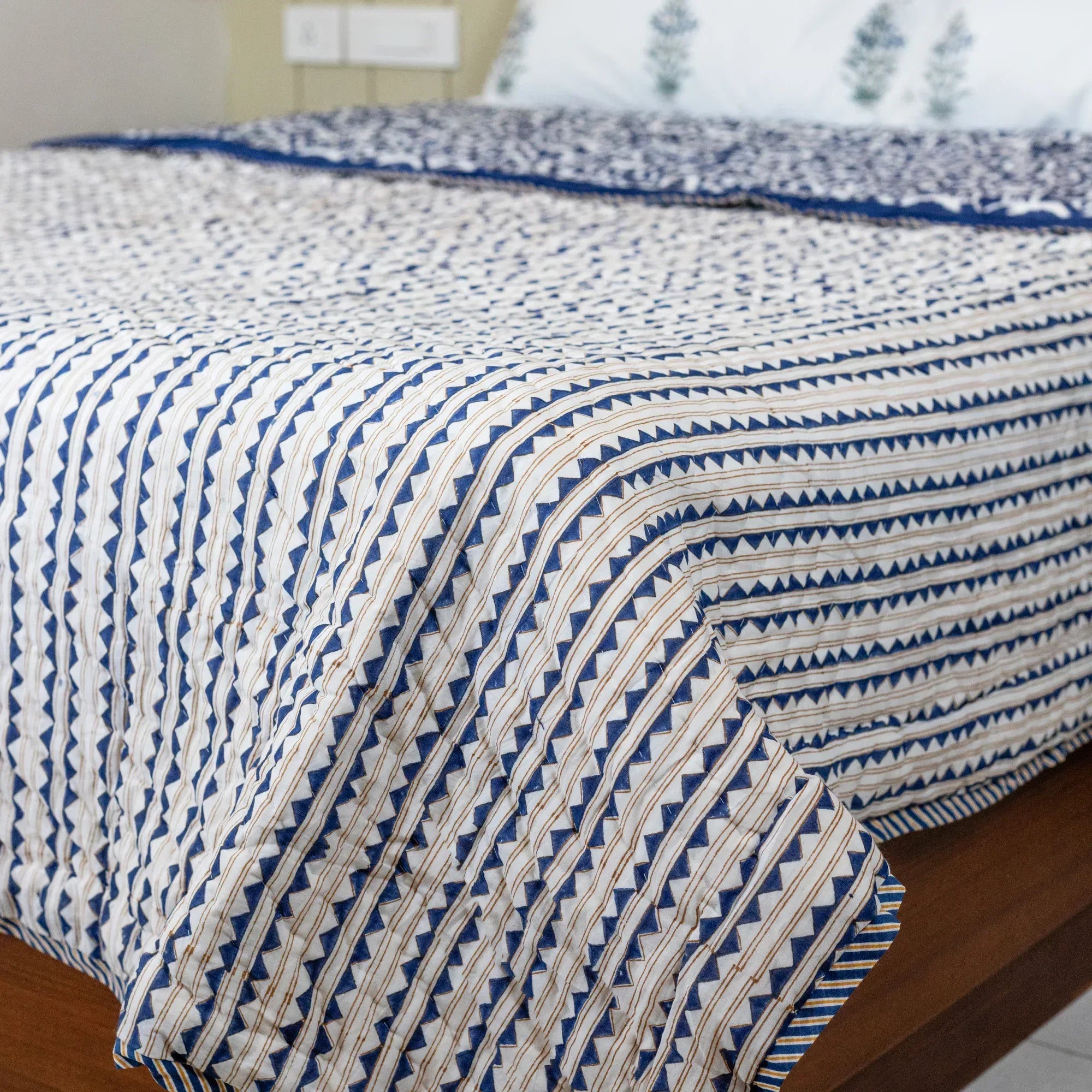 Indigo Lattice Dream Quilt - HOUSE OF HARMAN