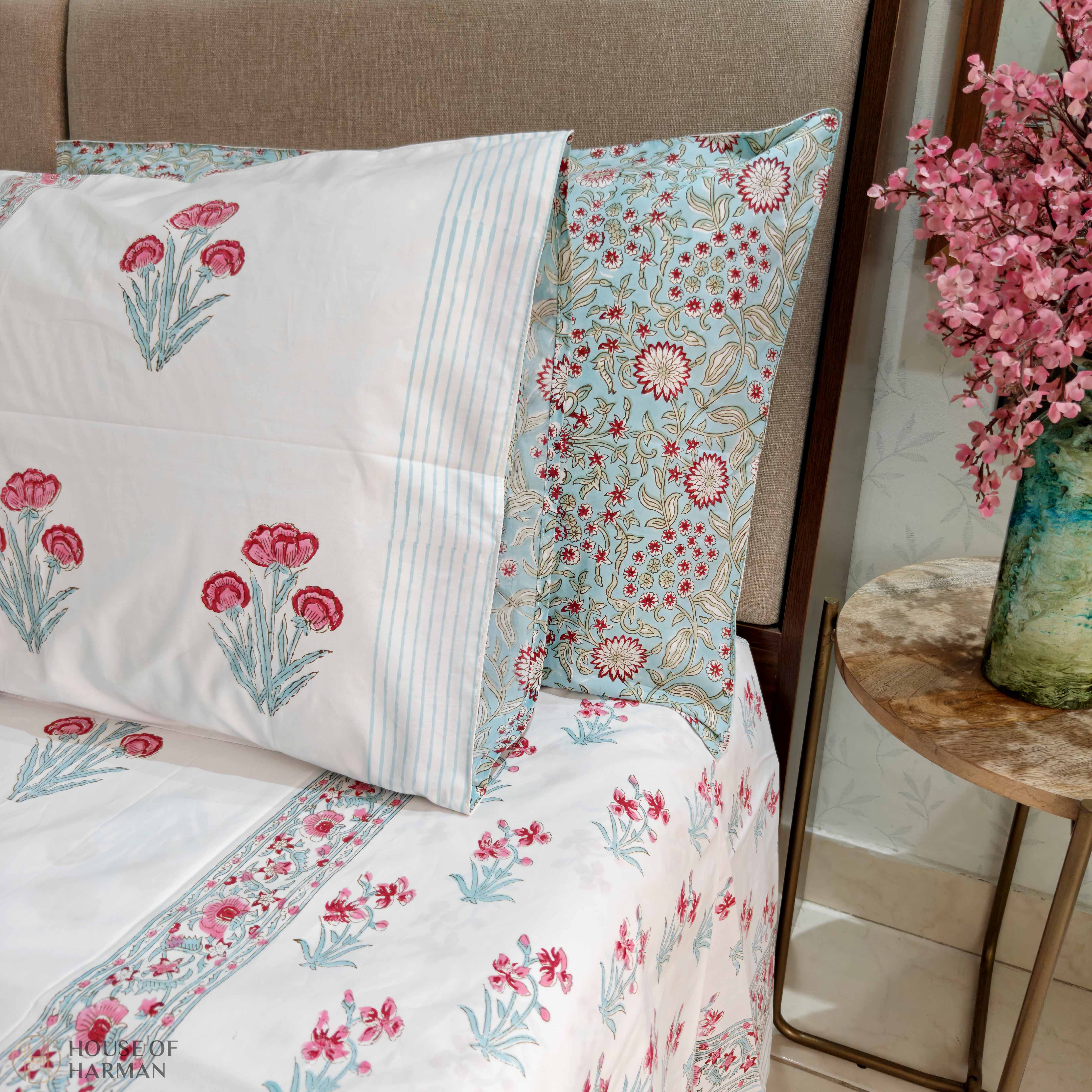 Pink Petal Dreams Bedsheet