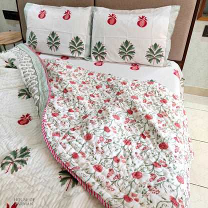 PomLeaf Classic Grid Bedsheet and Quilt