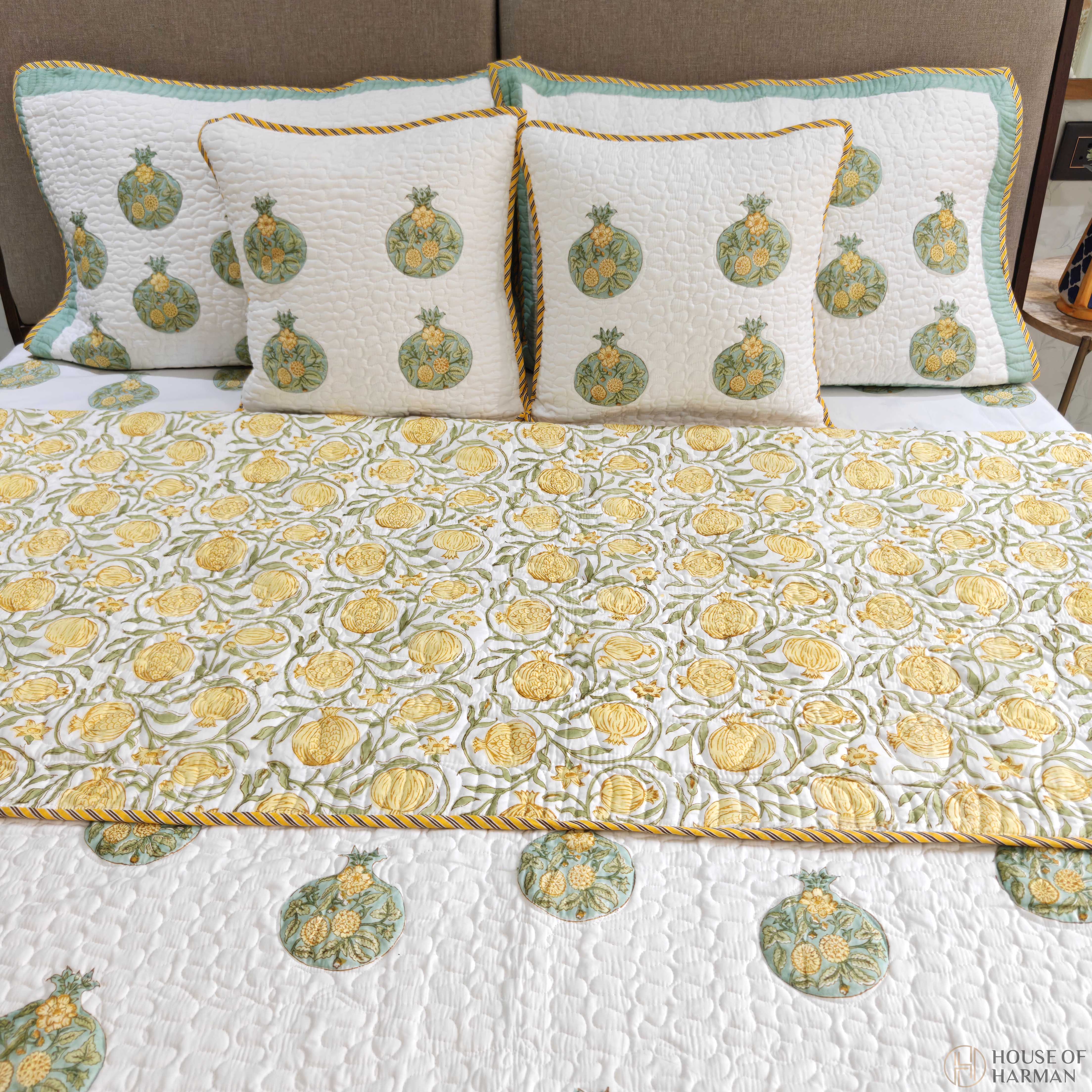 PomMist Orchard Haven Bedcover