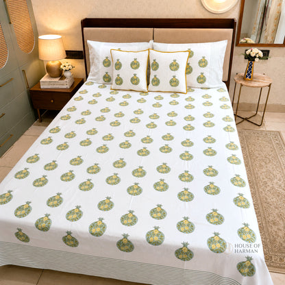 Pommist Orchard Haven Bedsheet