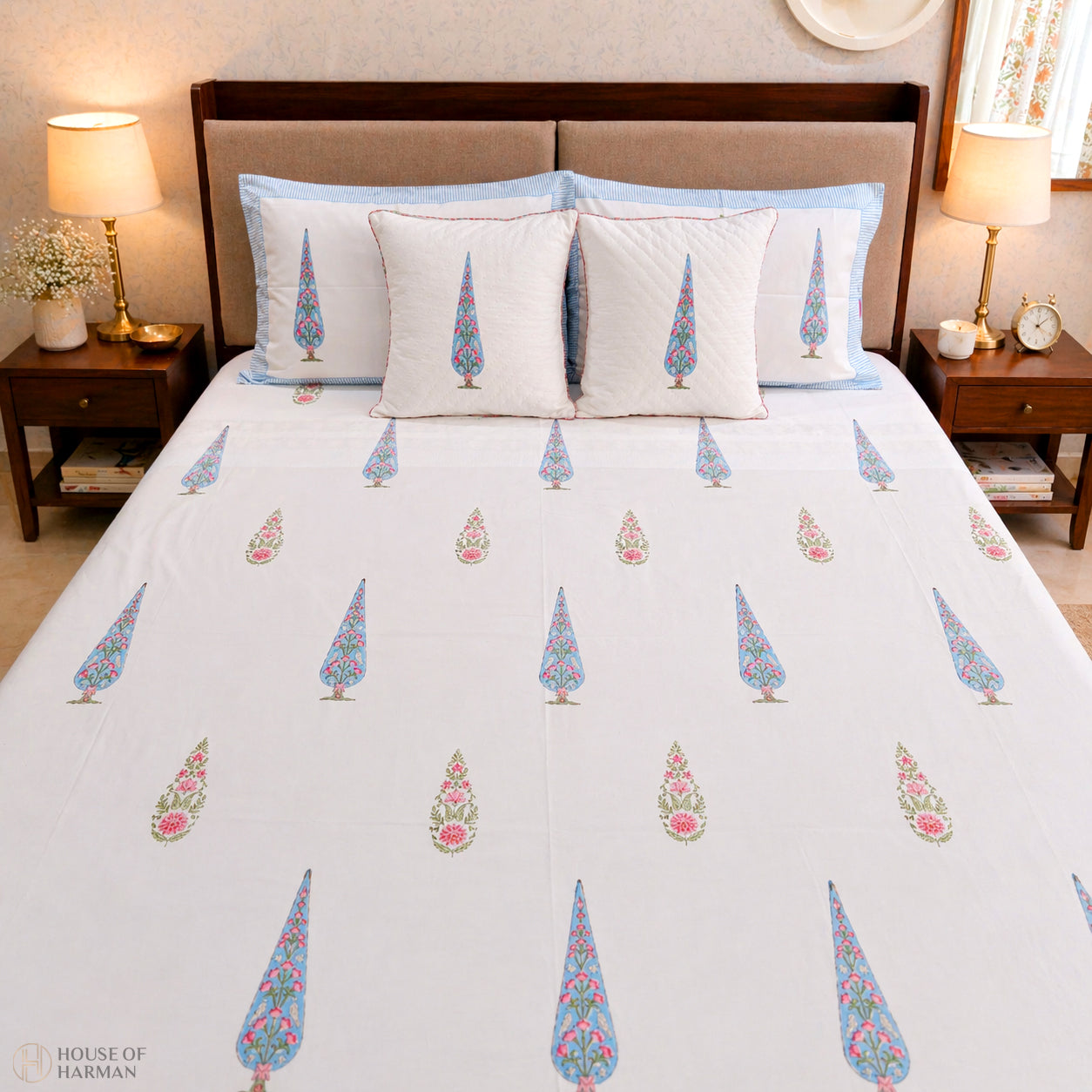 Whispering Azure Blooms Bedsheet