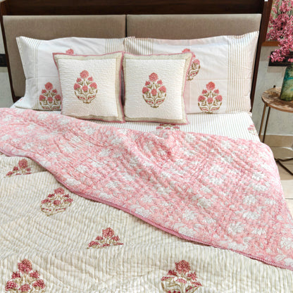 Rosebud Meadow Lines Quilt