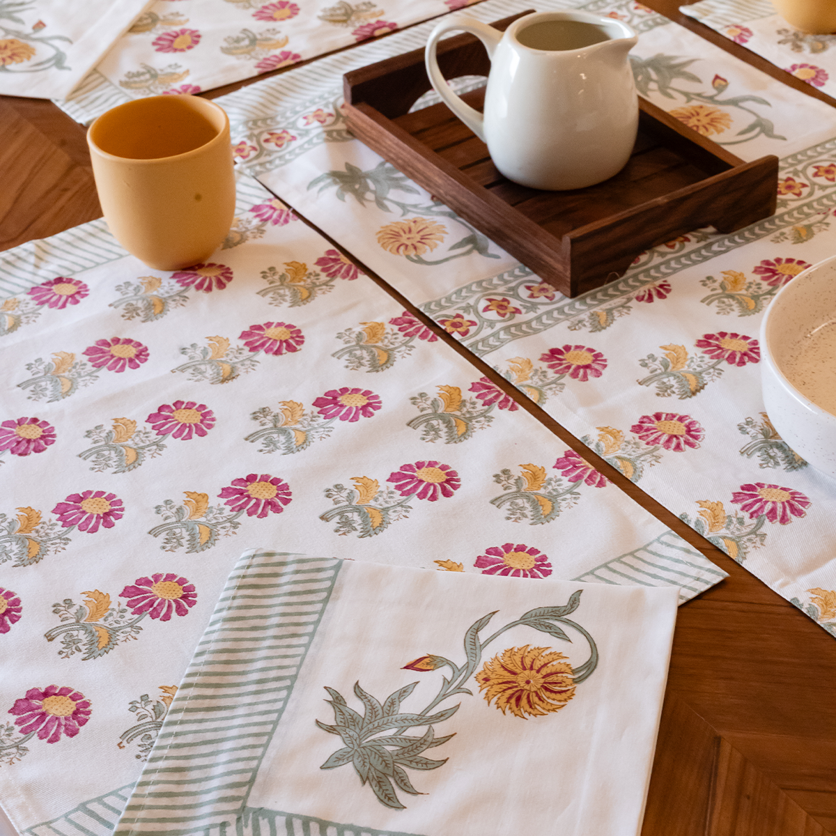 Garden Glory Placemat & Runner Set