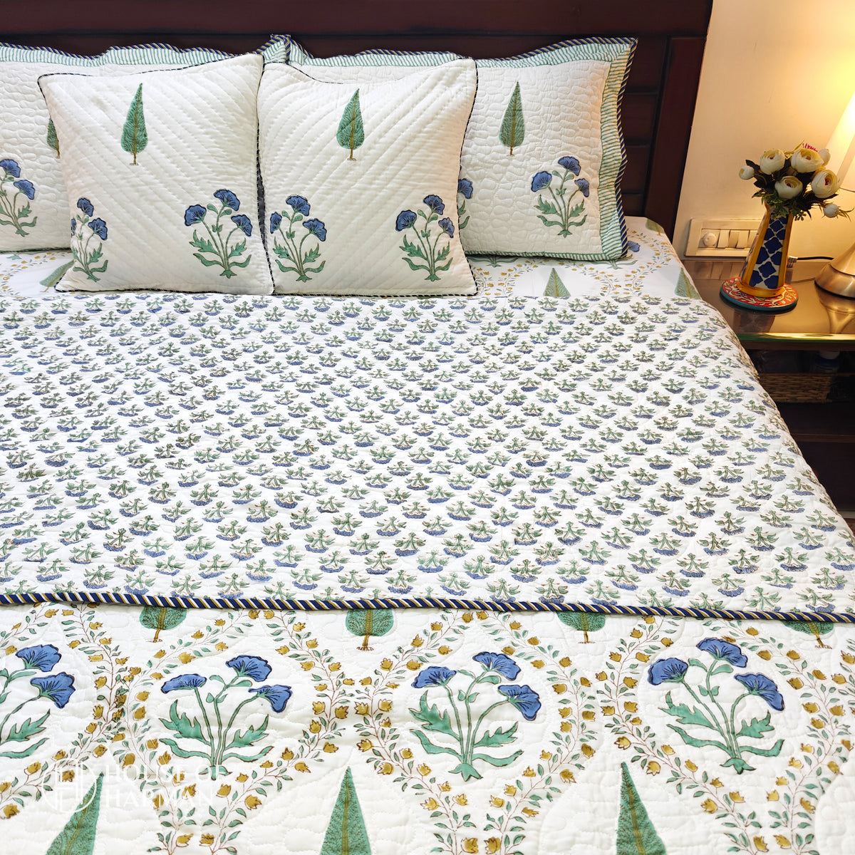 Sapphire Pine Floral Jaal Bedcover