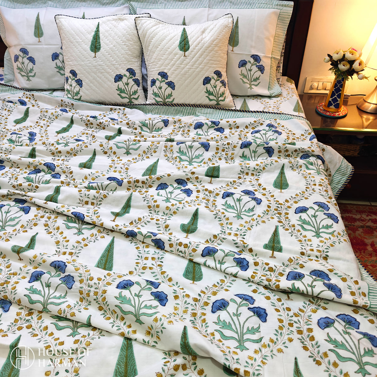 Sapphire Pine Floral Jaal Bedsheet and Dohar