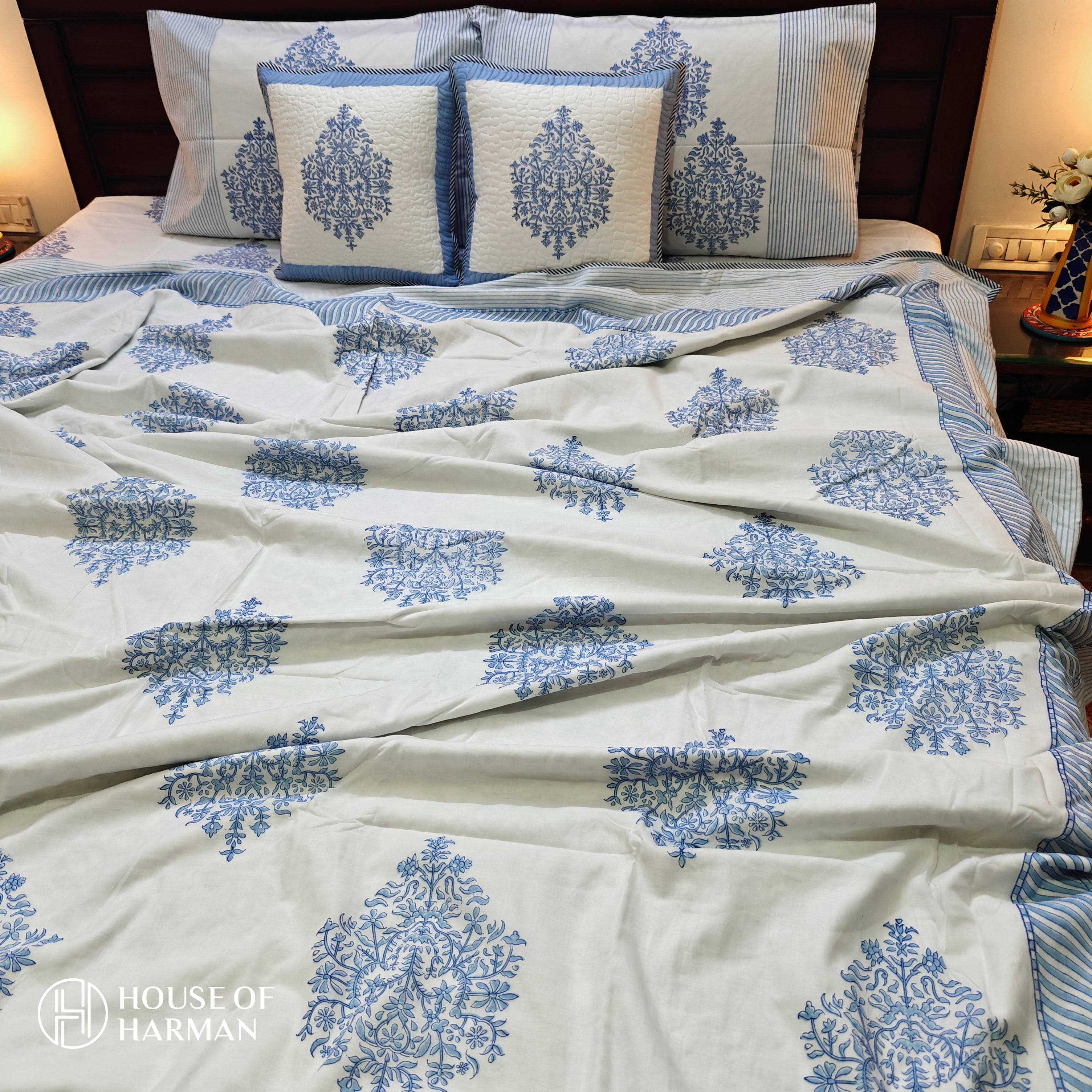 Bluebell Elegance Bedsheet and Dohar