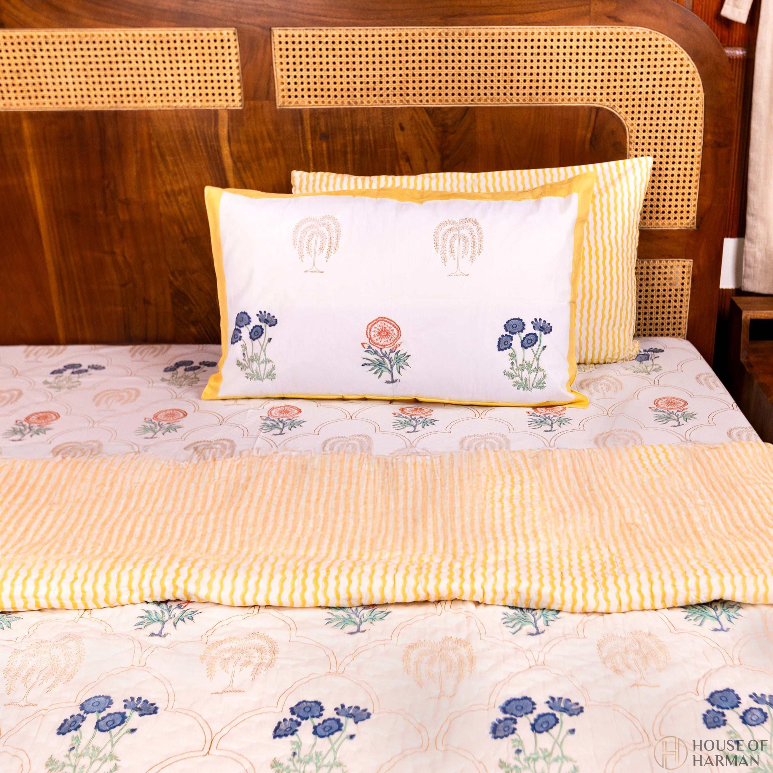 Elysian Floral Arches Quilt - HOUSE OF HARMAN