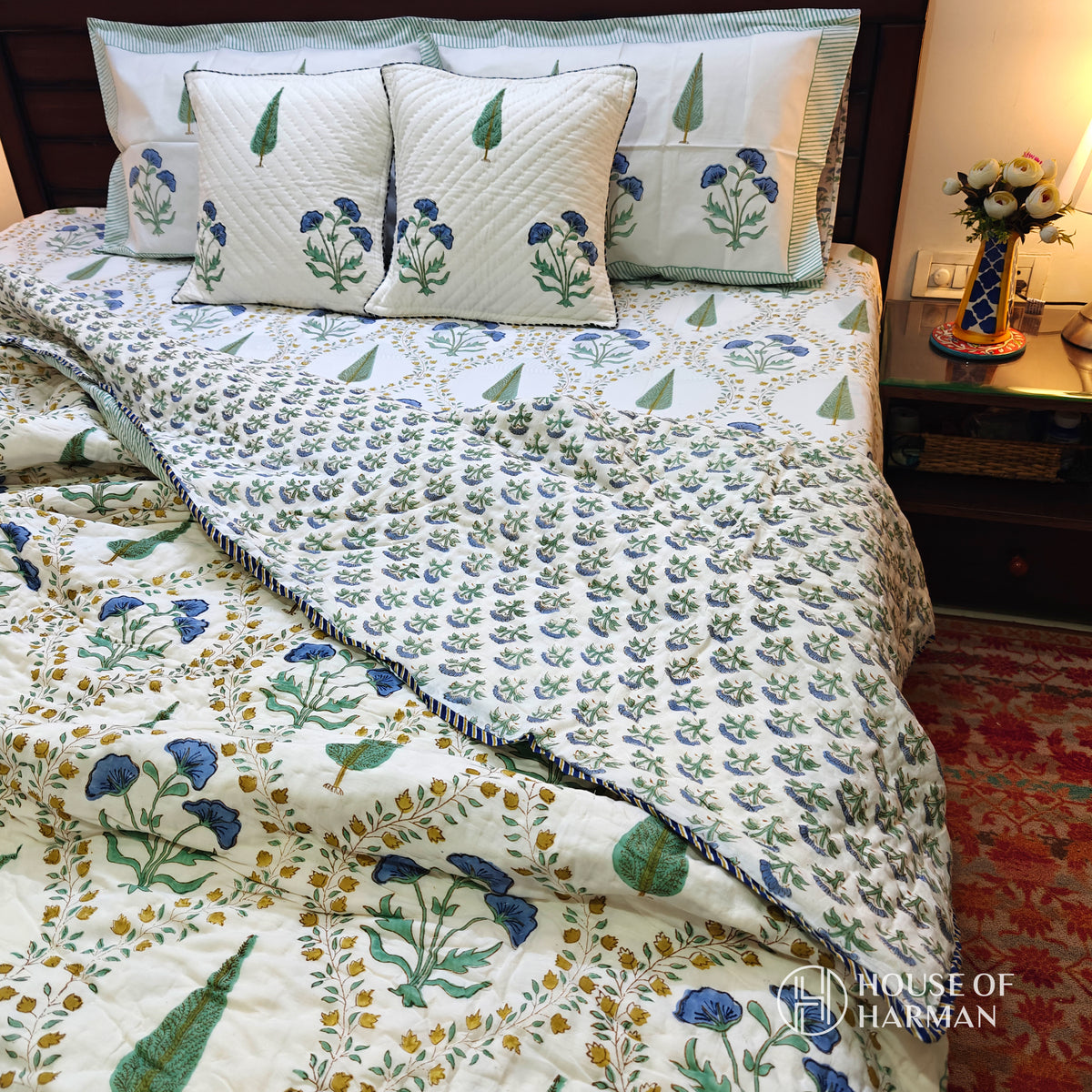 Sapphire Pine Floral Jaal Bedsheet and Quilt