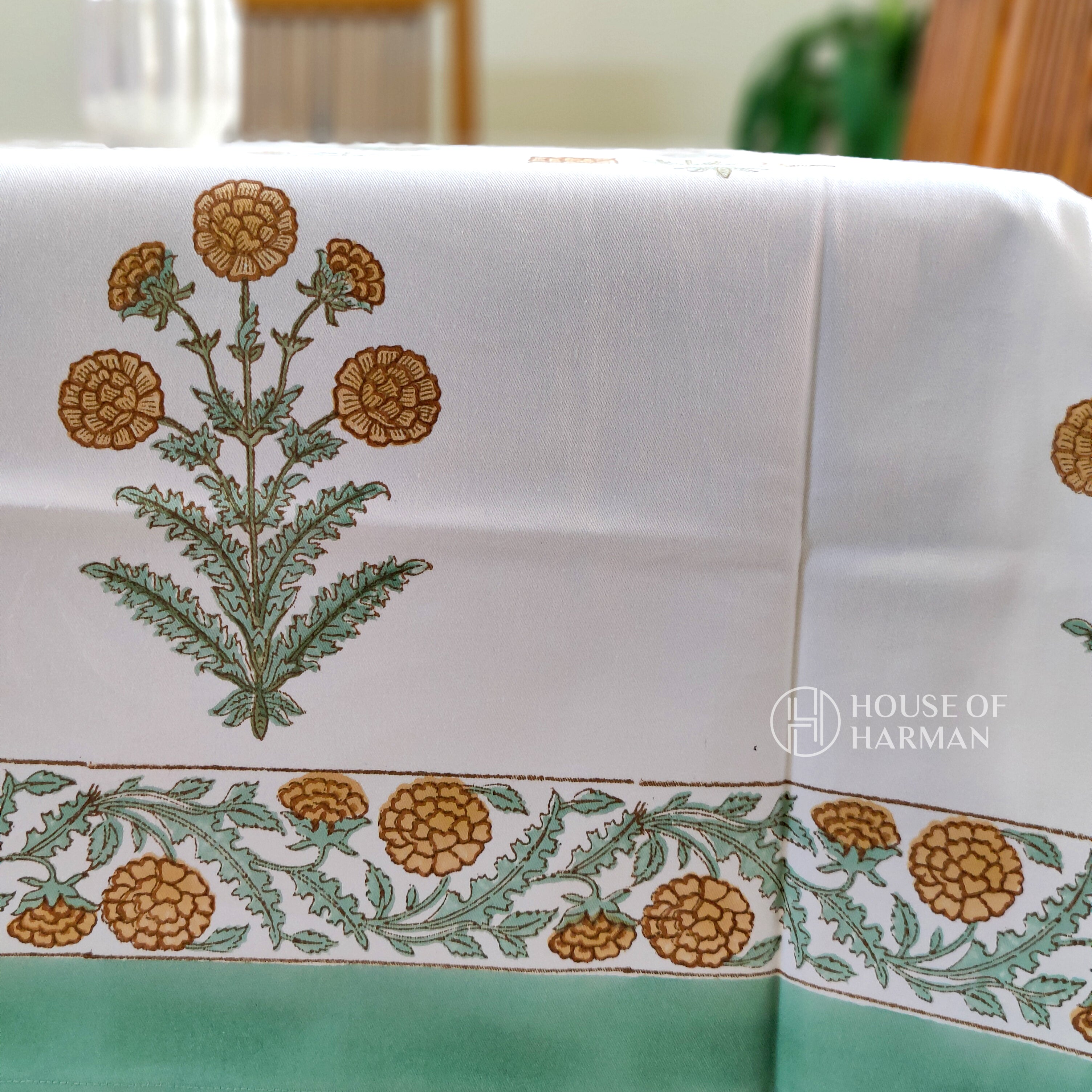 Verdant Bloom Table Cover